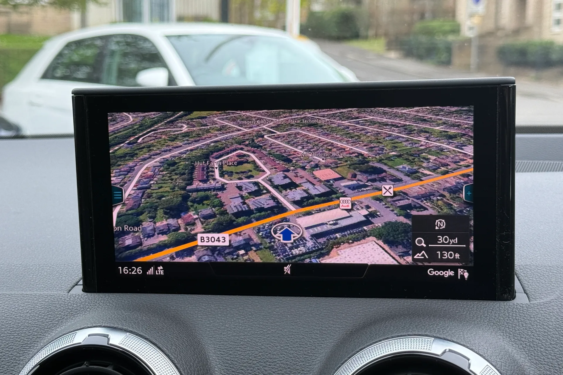 Audi Q2 thumbnail image number 4