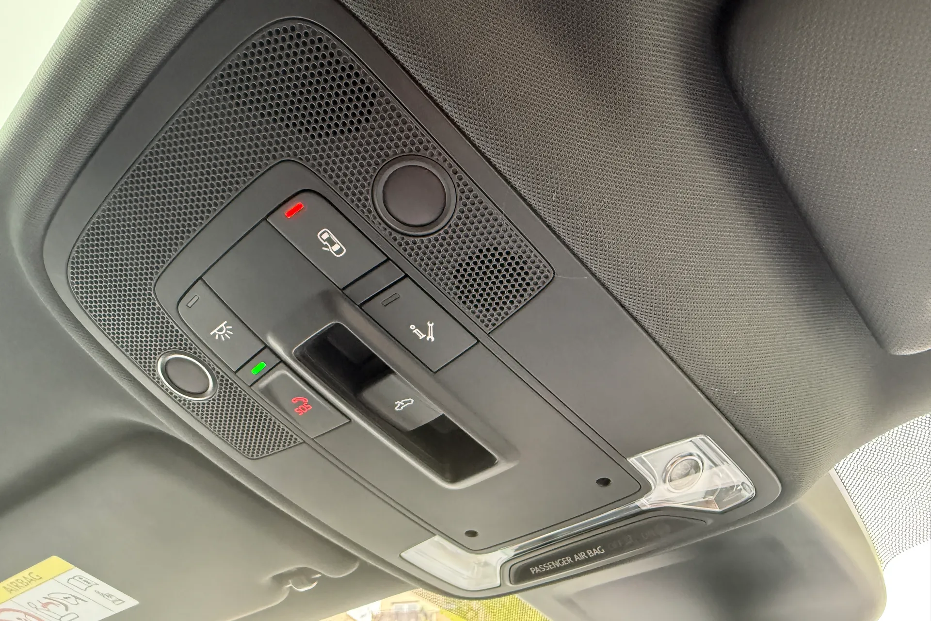 Audi Q2 thumbnail image number 26