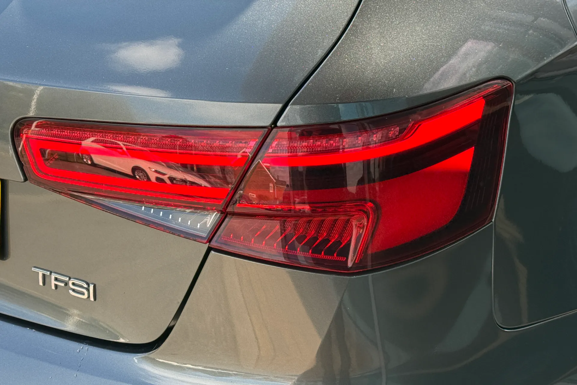 Audi A3 thumbnail image number 33
