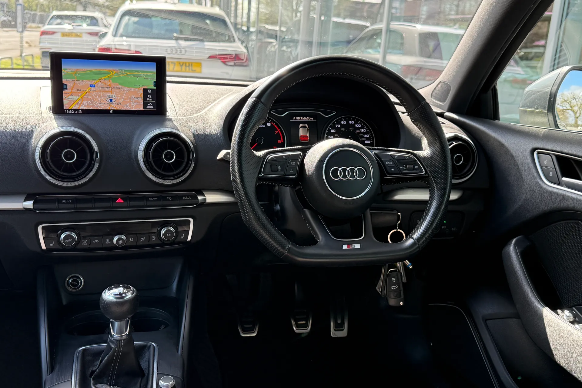 Audi A3 thumbnail image number 35