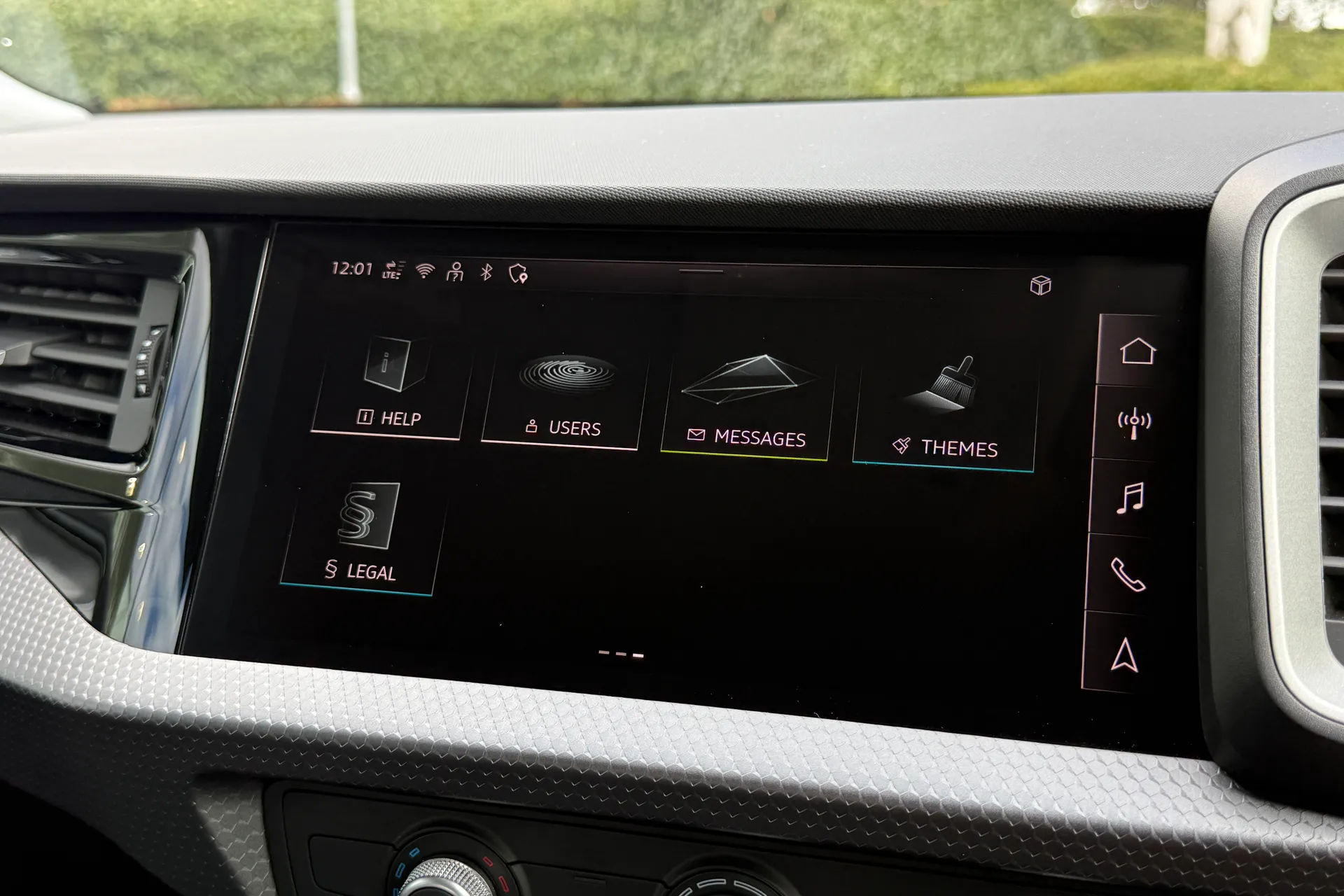 Audi A1 thumbnail image number 25