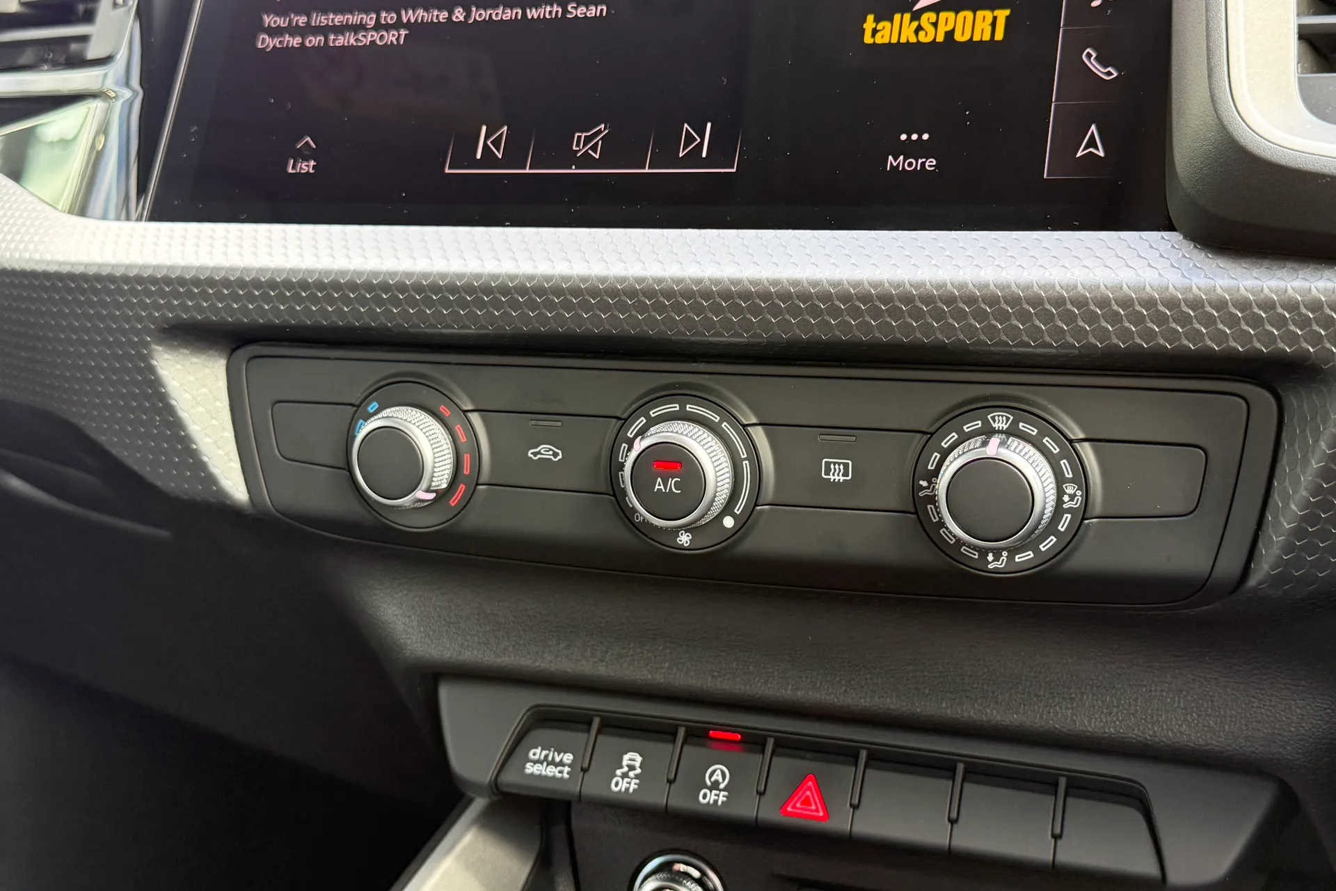 Audi A1 thumbnail image number 20