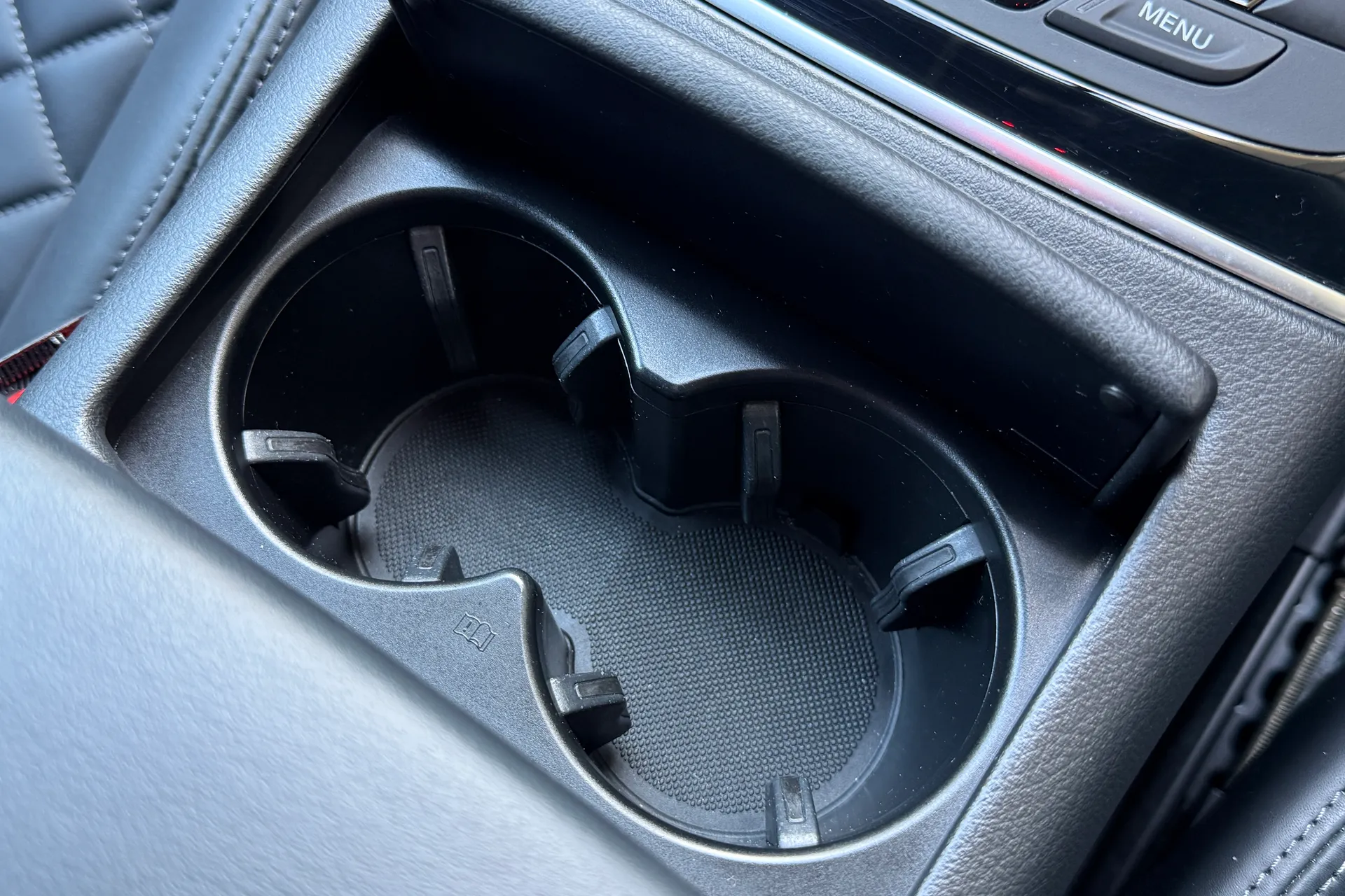 Audi A6 thumbnail image number 38