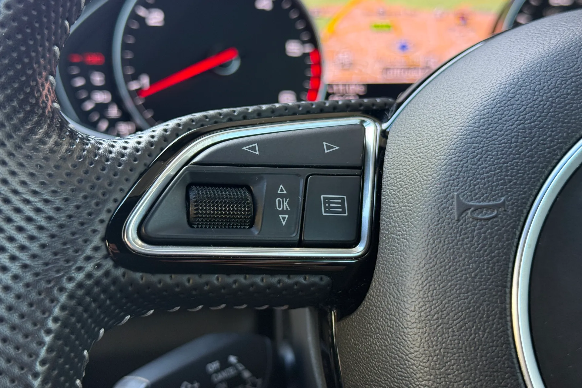 Audi A6 thumbnail image number 29