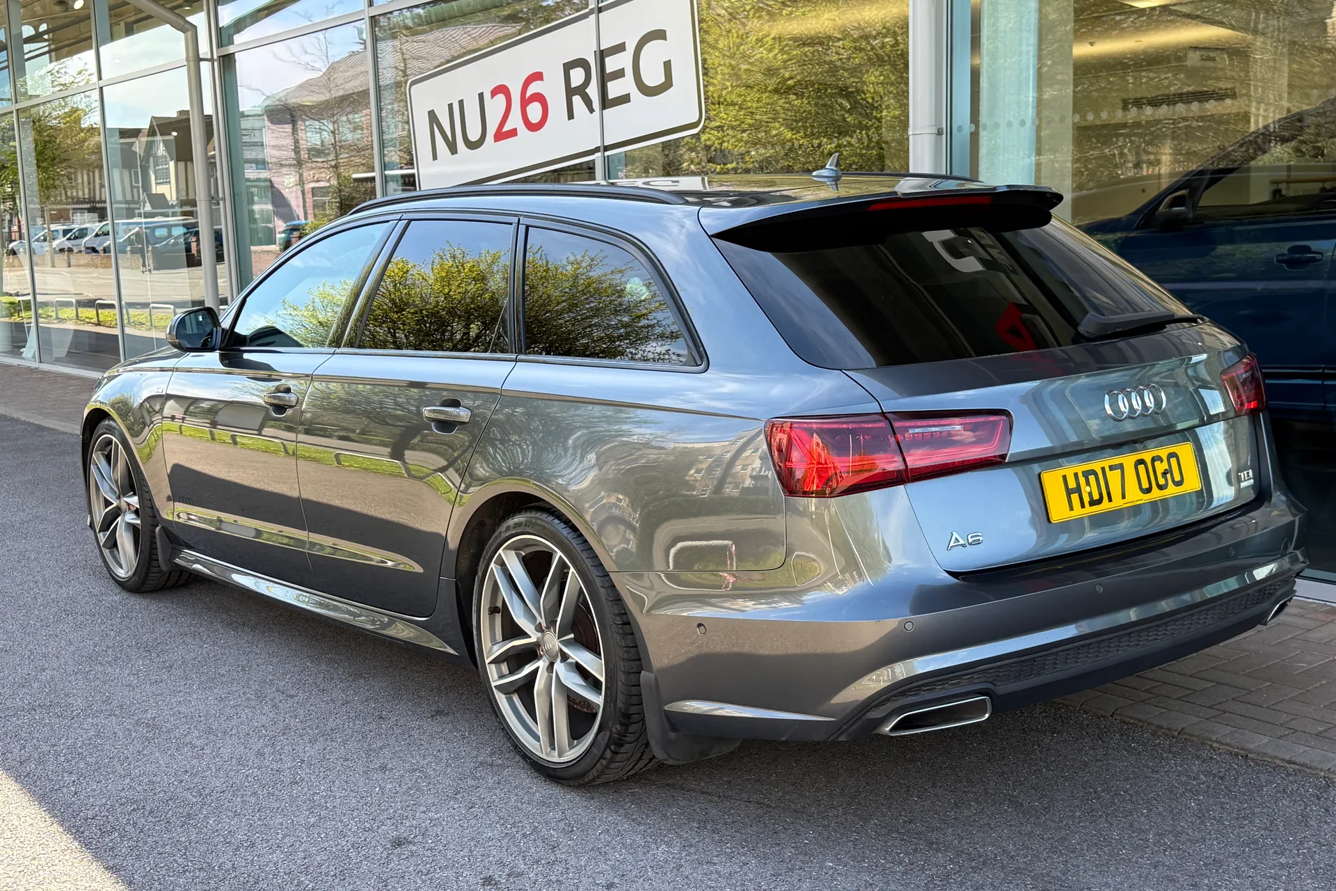 Audi A6 thumbnail image number 10