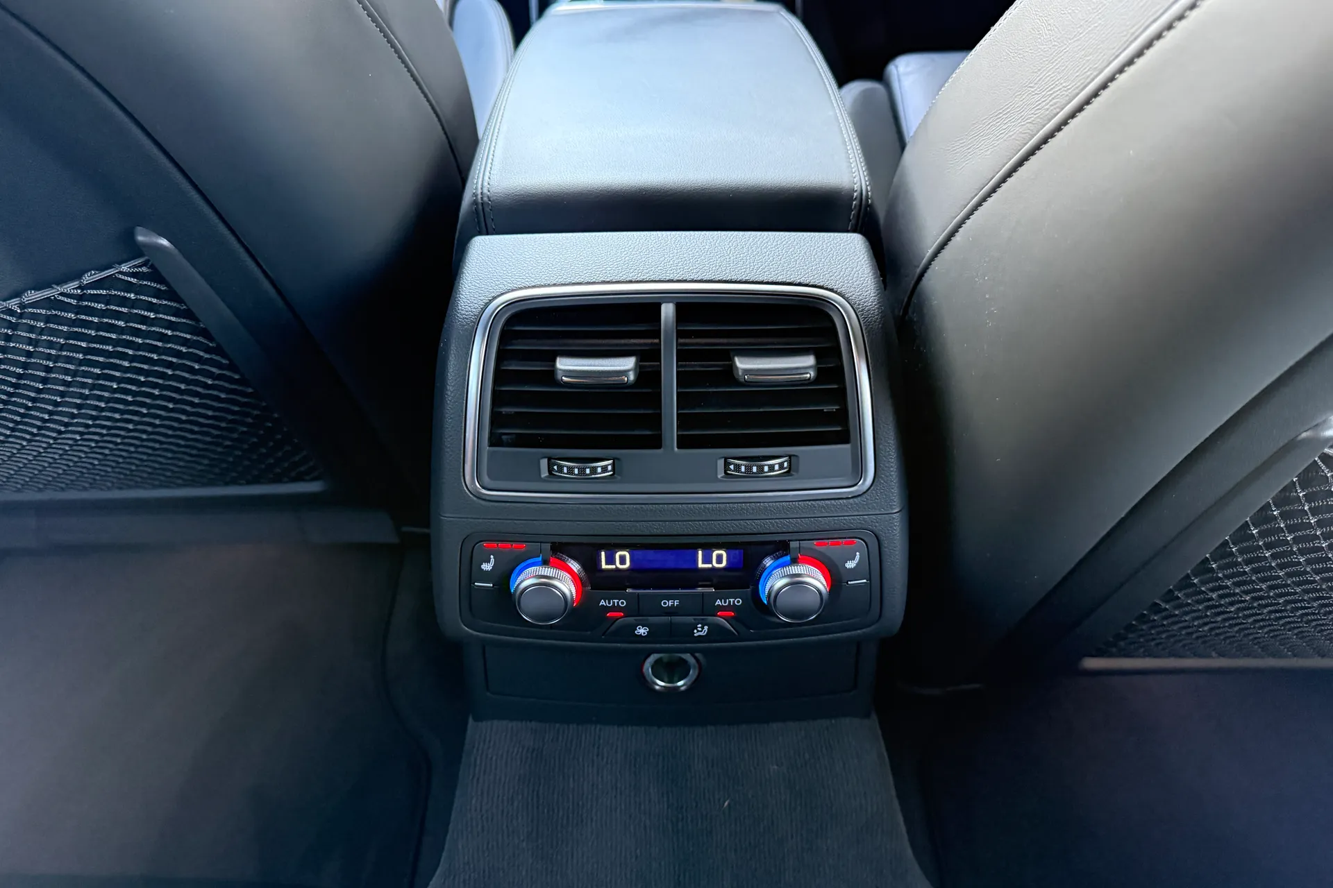 Audi A6 thumbnail image number 49