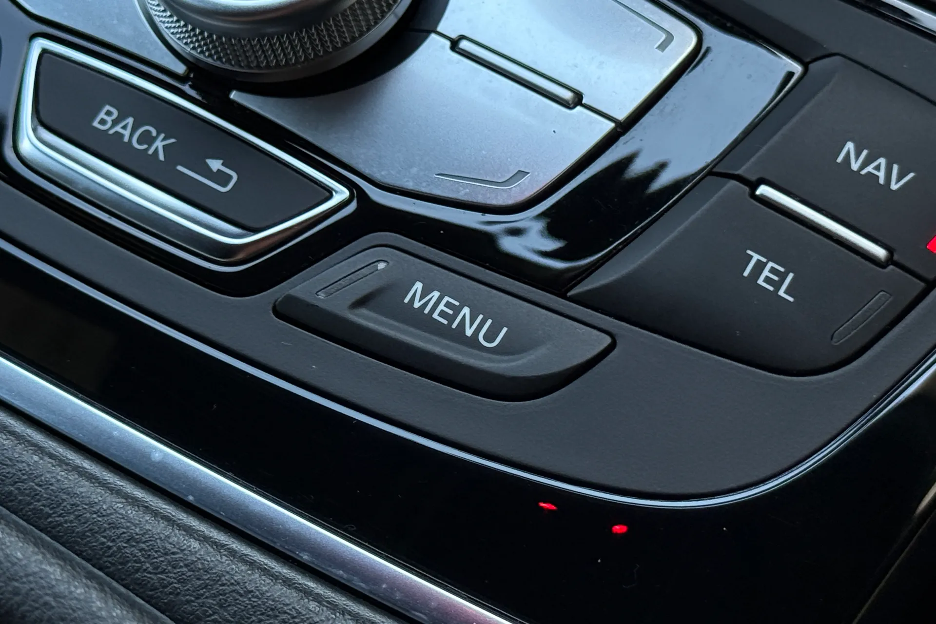 Audi A6 thumbnail image number 18