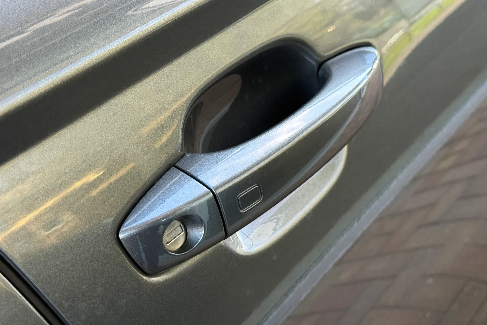 Audi A6 thumbnail image number 44