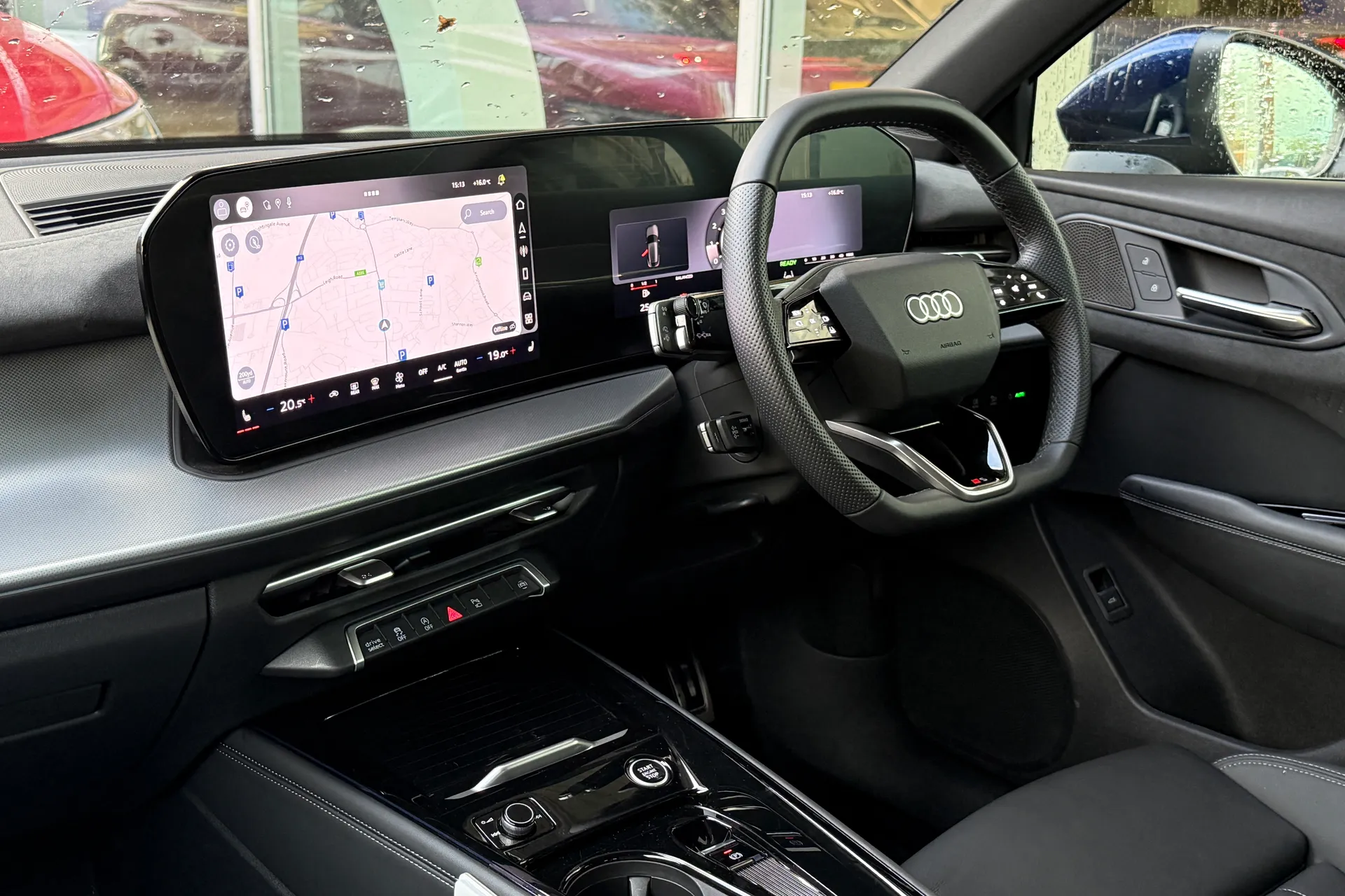 Audi Q3 thumbnail image number 42
