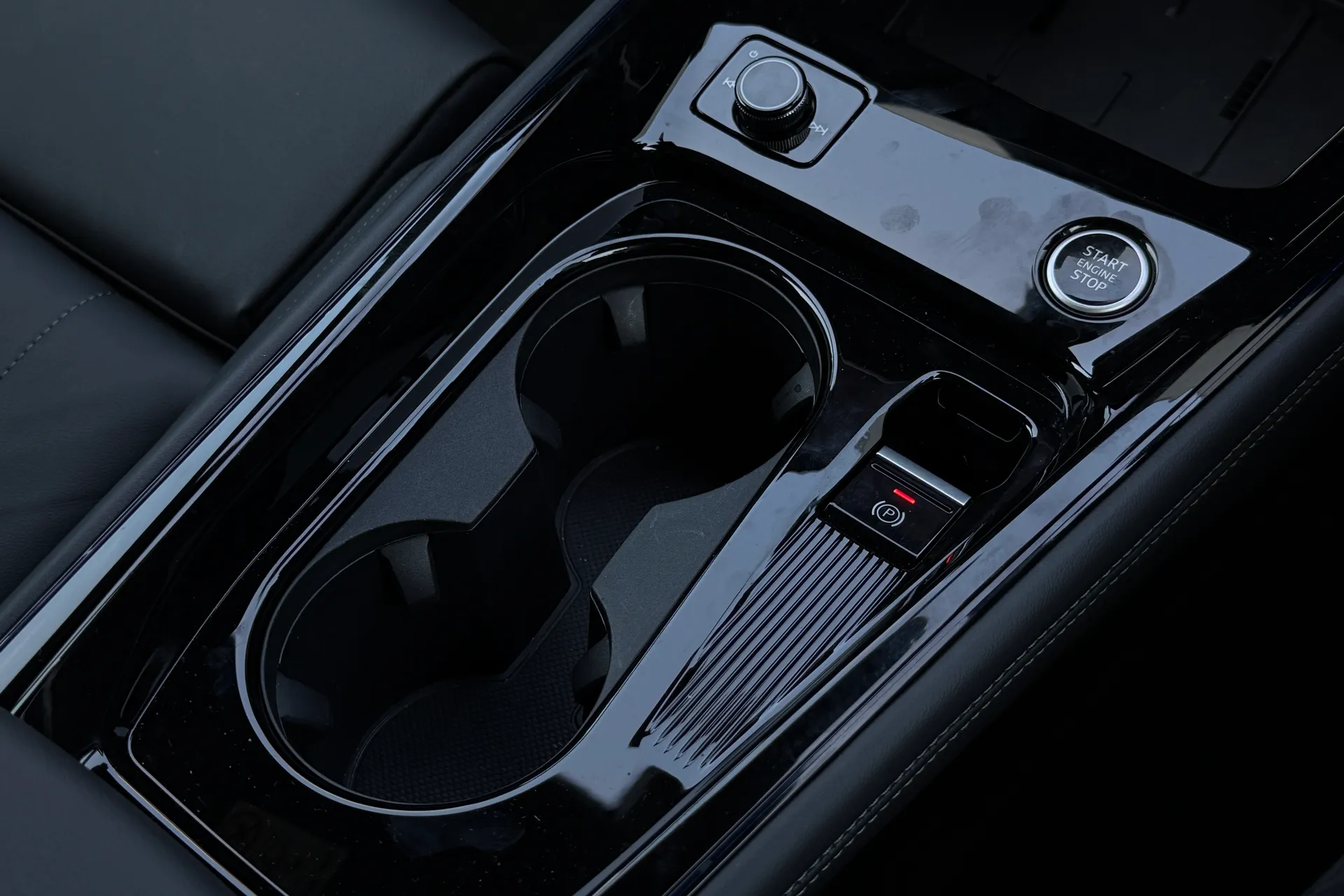 Audi Q3 thumbnail image number 20