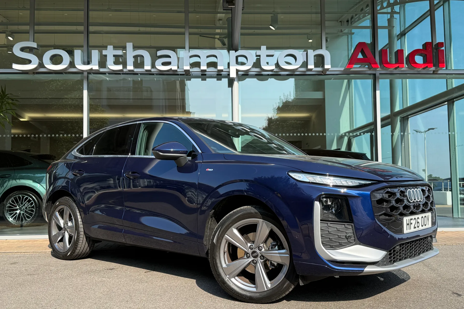 Audi Q3 focused image
