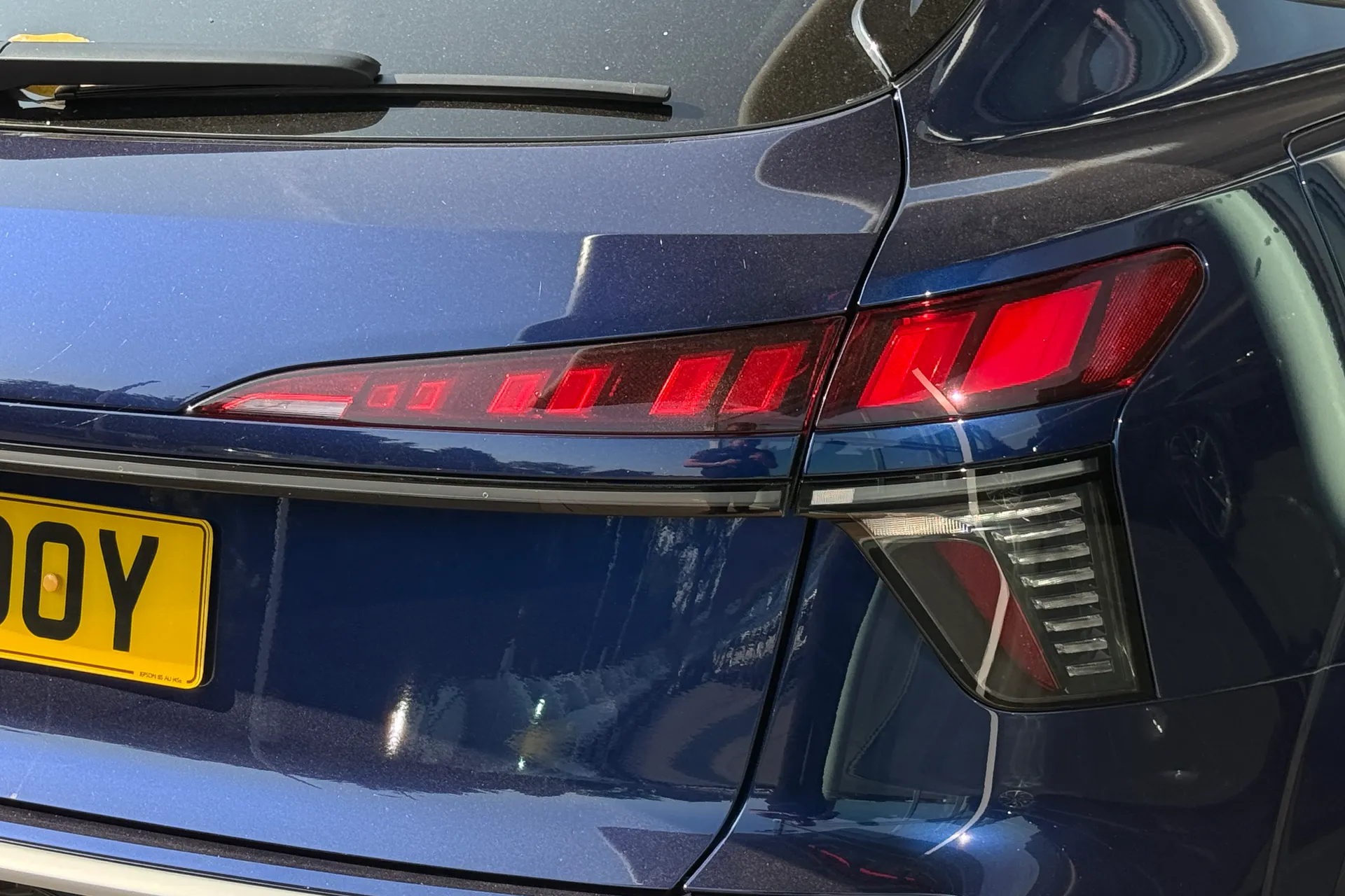 Audi Q3 thumbnail image number 42
