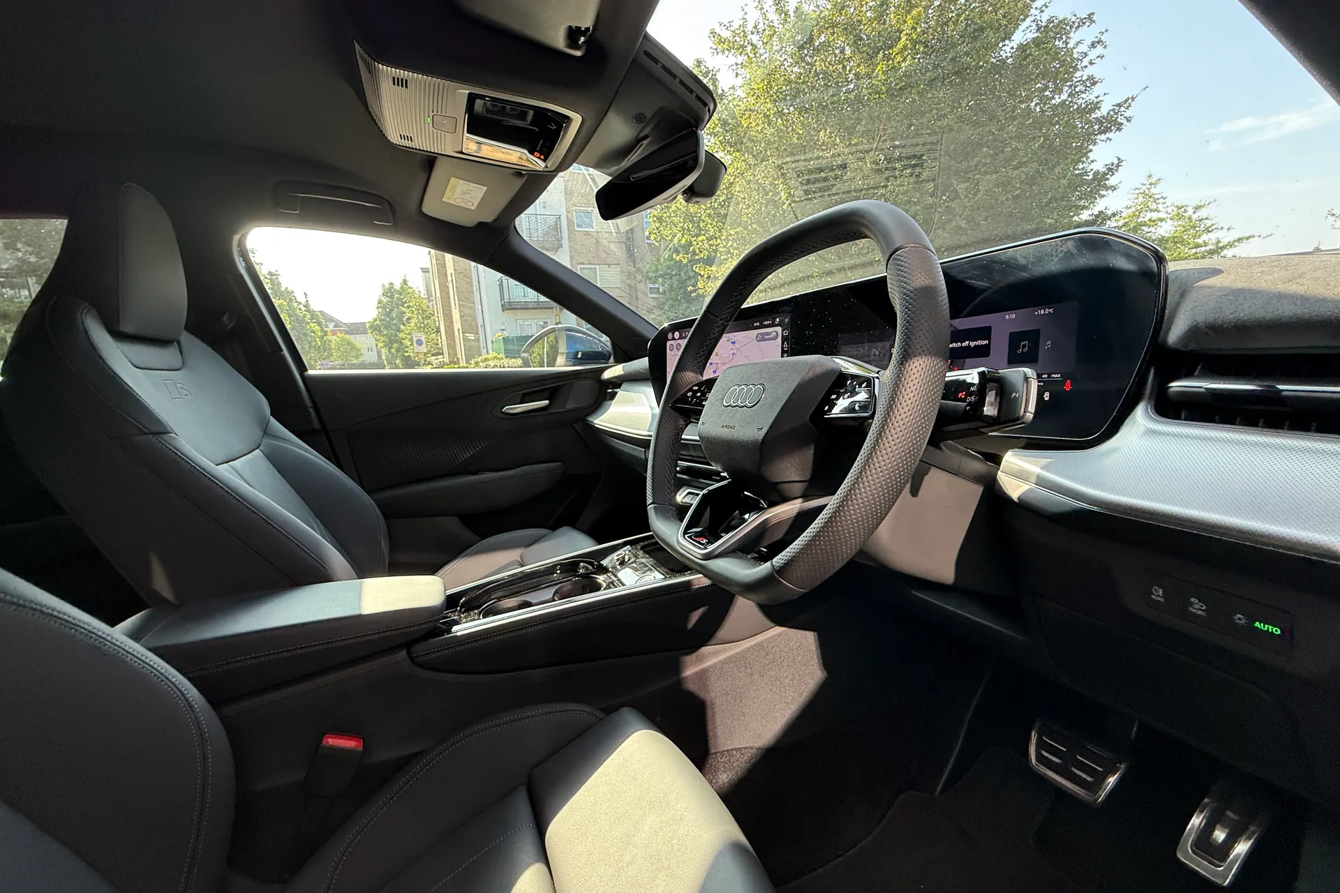 Audi Q3 thumbnail image number 6