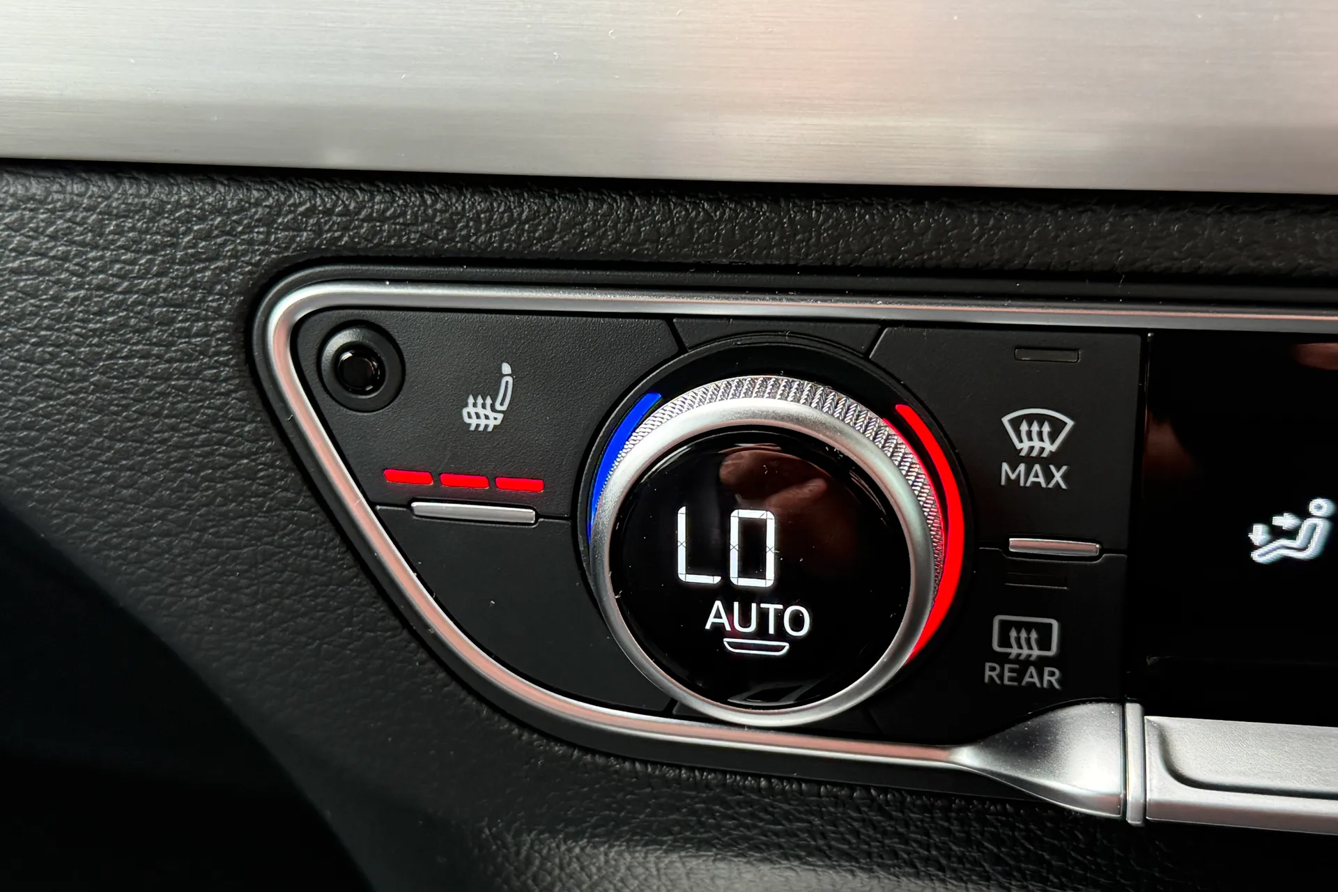 Audi Q5 thumbnail image number 6