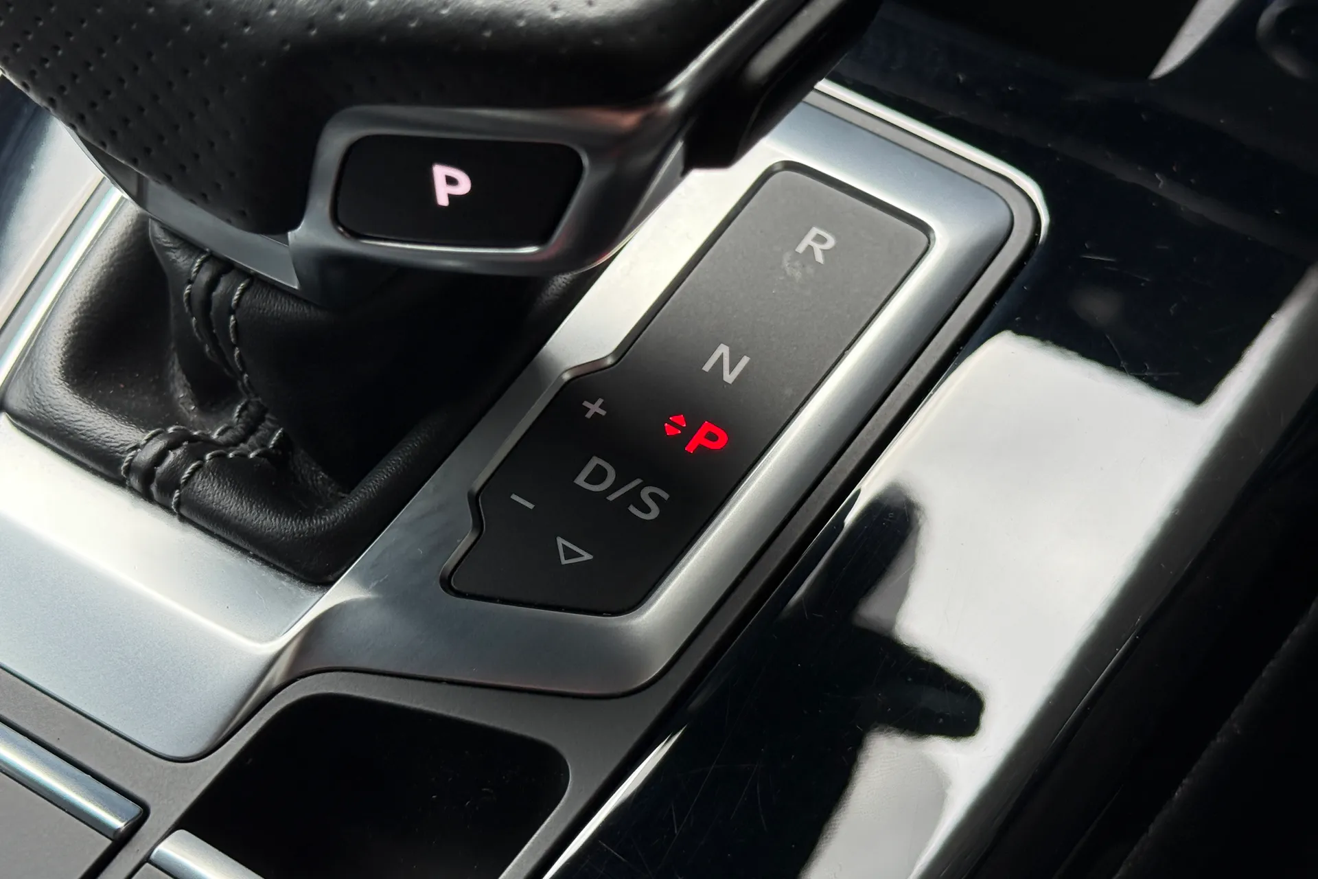 Audi Q5 thumbnail image number 26