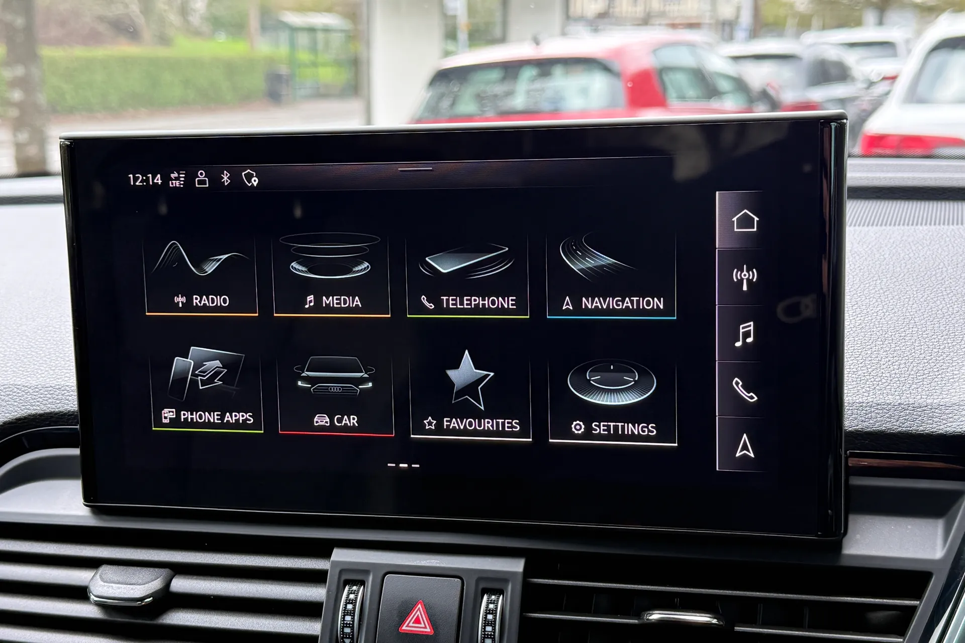 Audi Q5 thumbnail image number 17