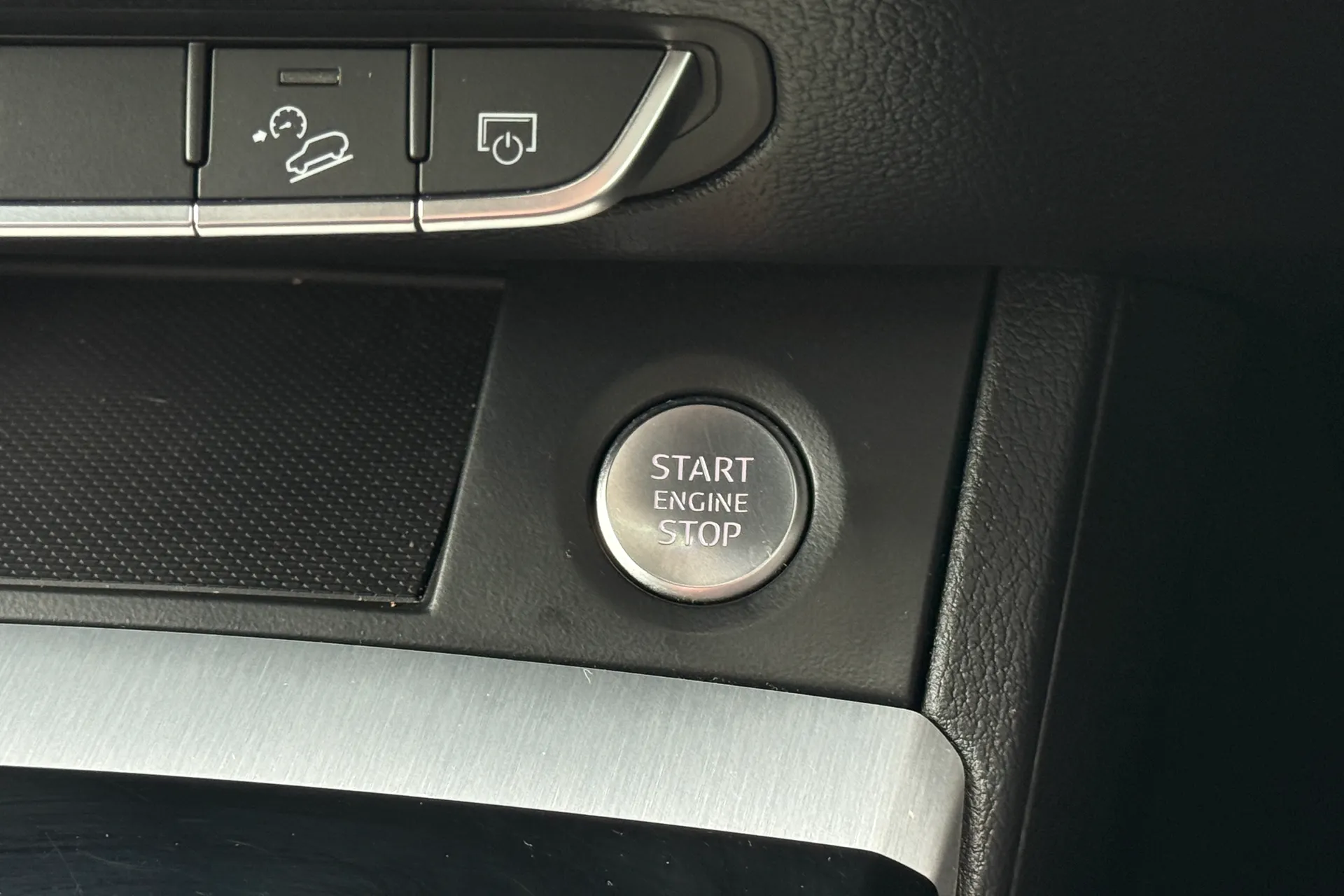 Audi Q5 thumbnail image number 21