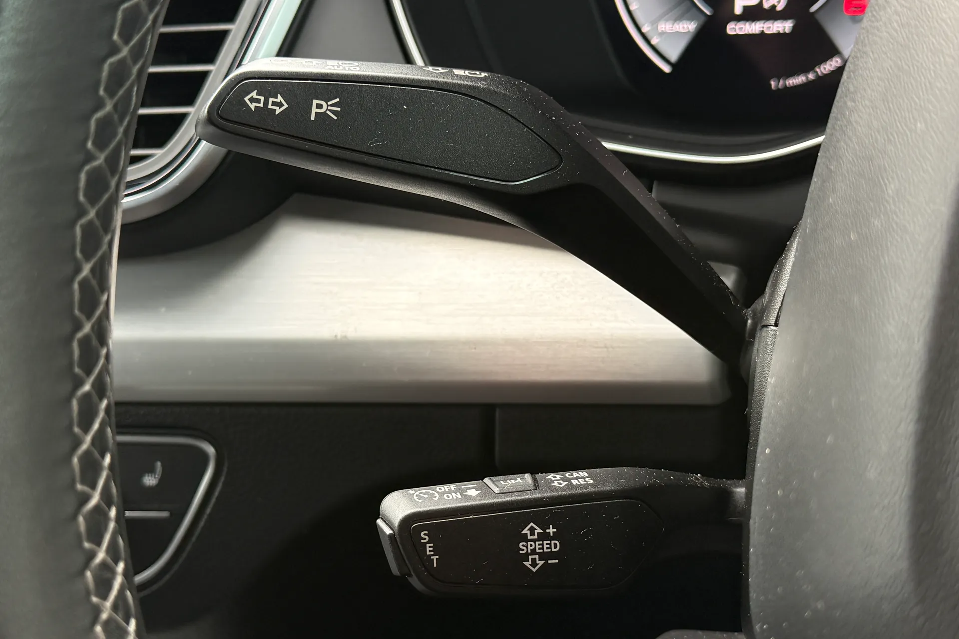 Audi Q5 thumbnail image number 15