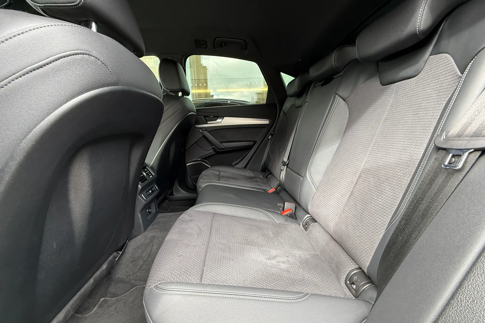 Audi Q5 thumbnail image number 54