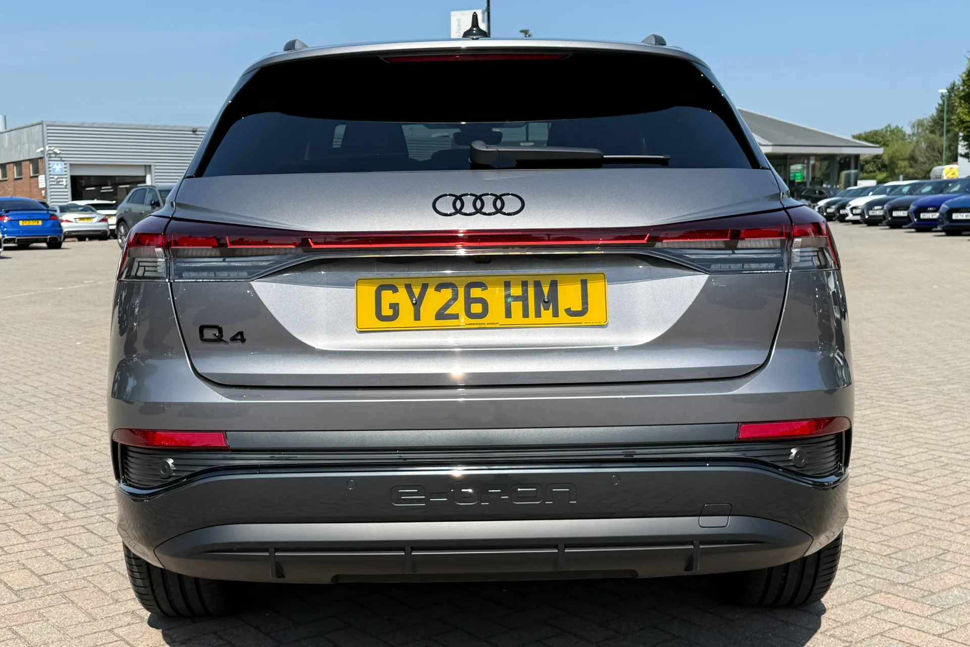 Audi Q4 thumbnail image number 36
