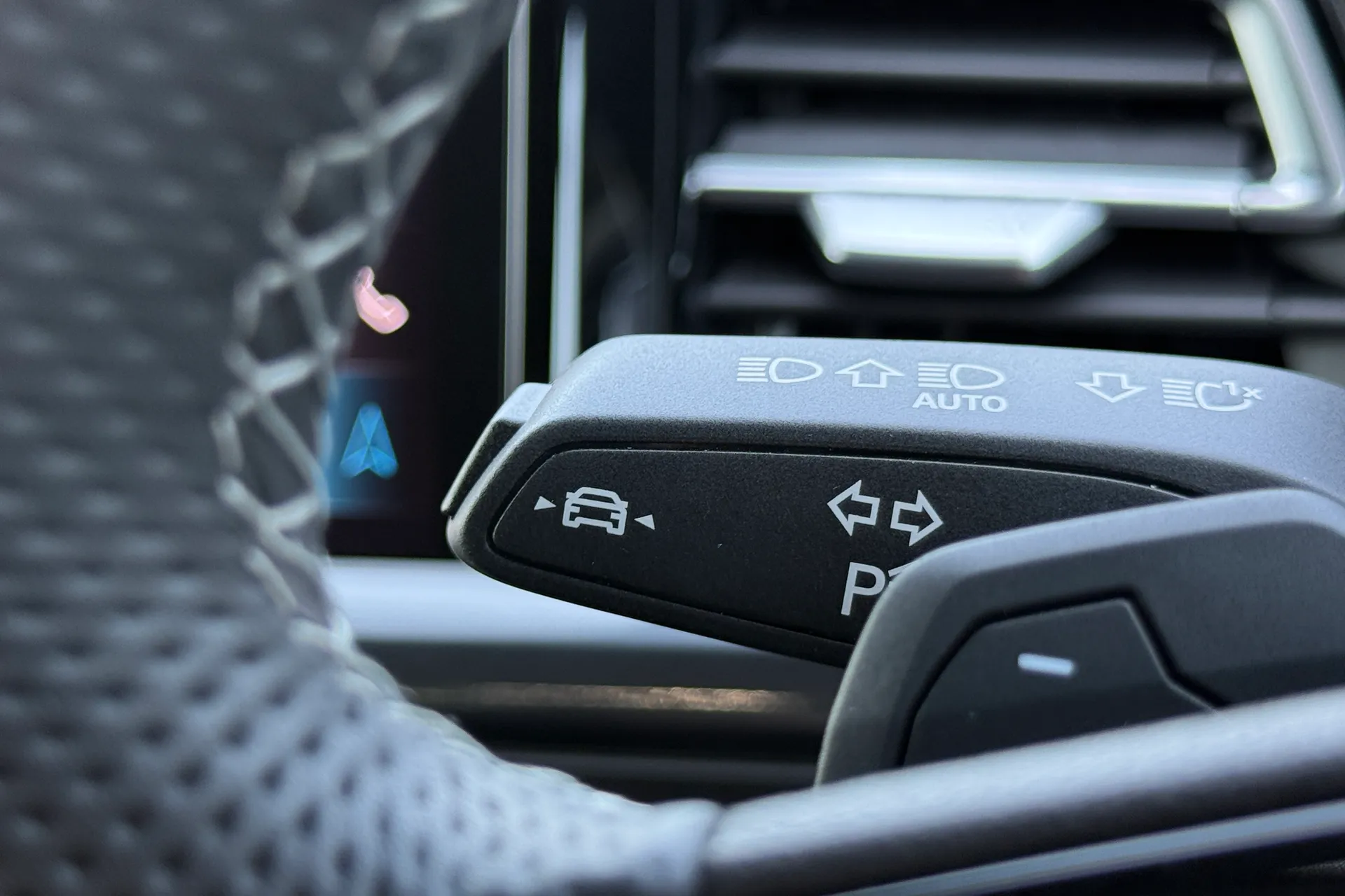 Audi Q4 thumbnail image number 21