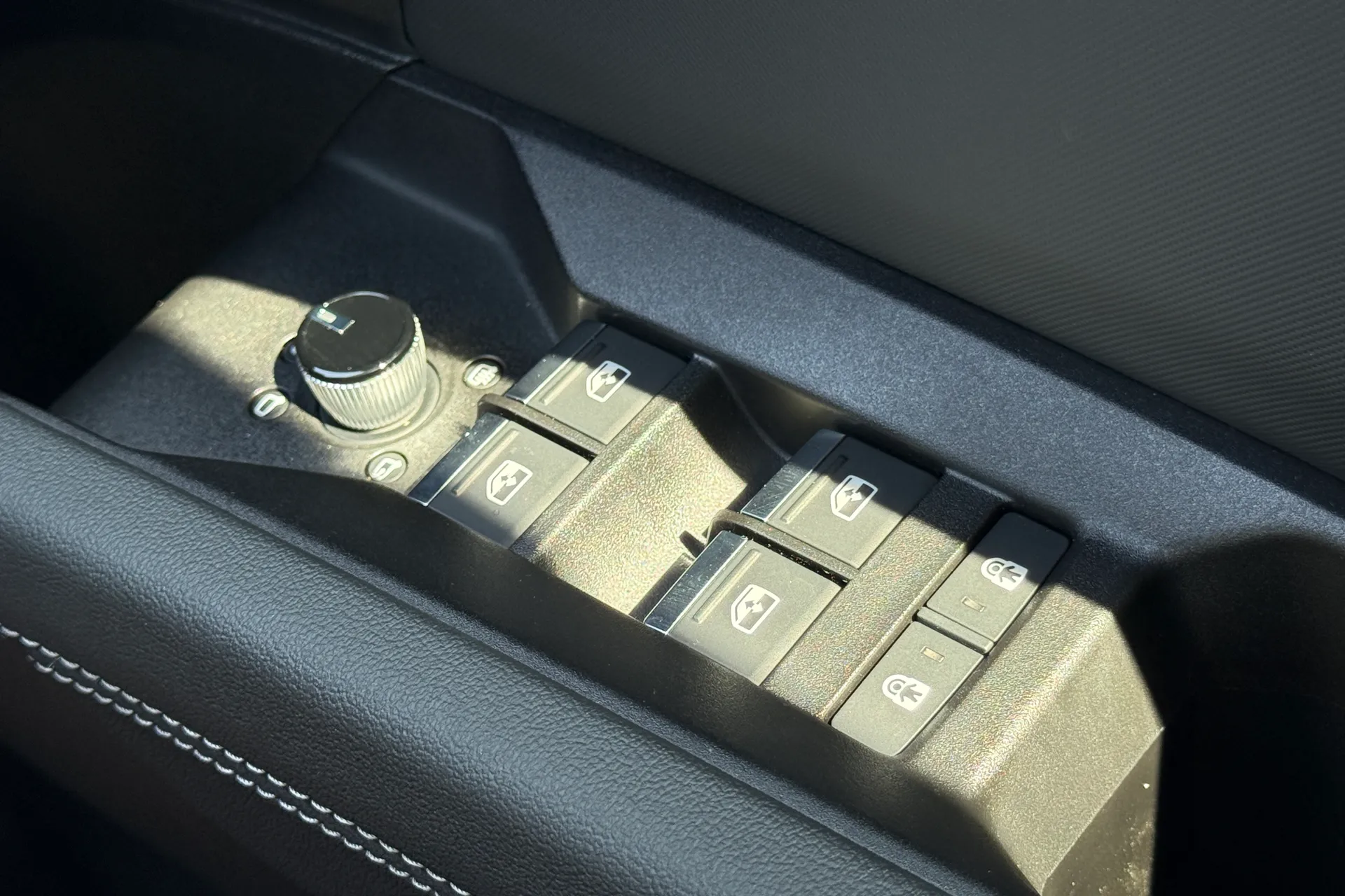 Audi Q4 thumbnail image number 22