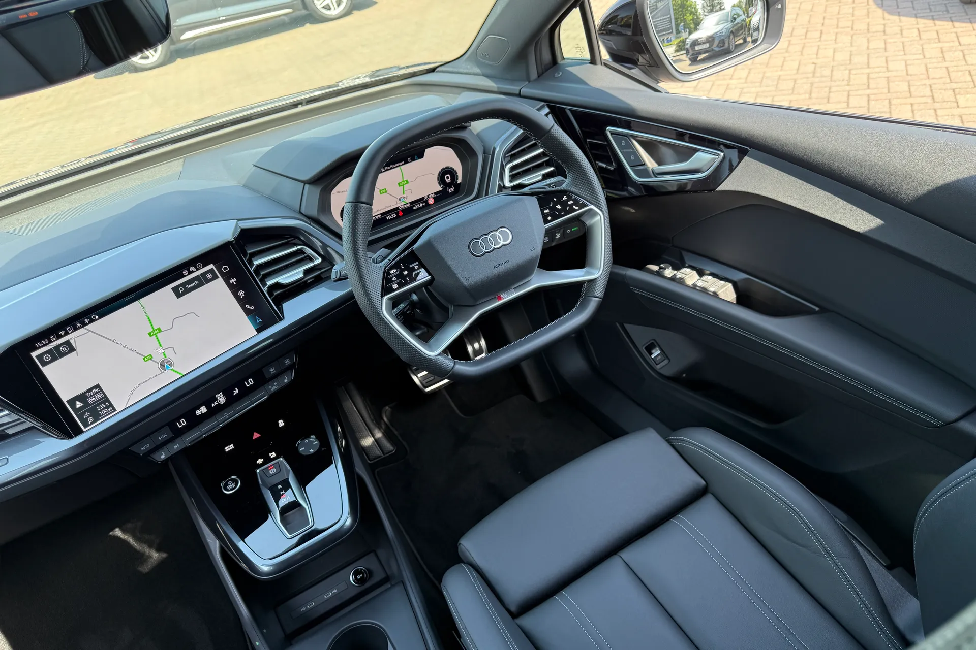 Audi Q4 thumbnail image number 45