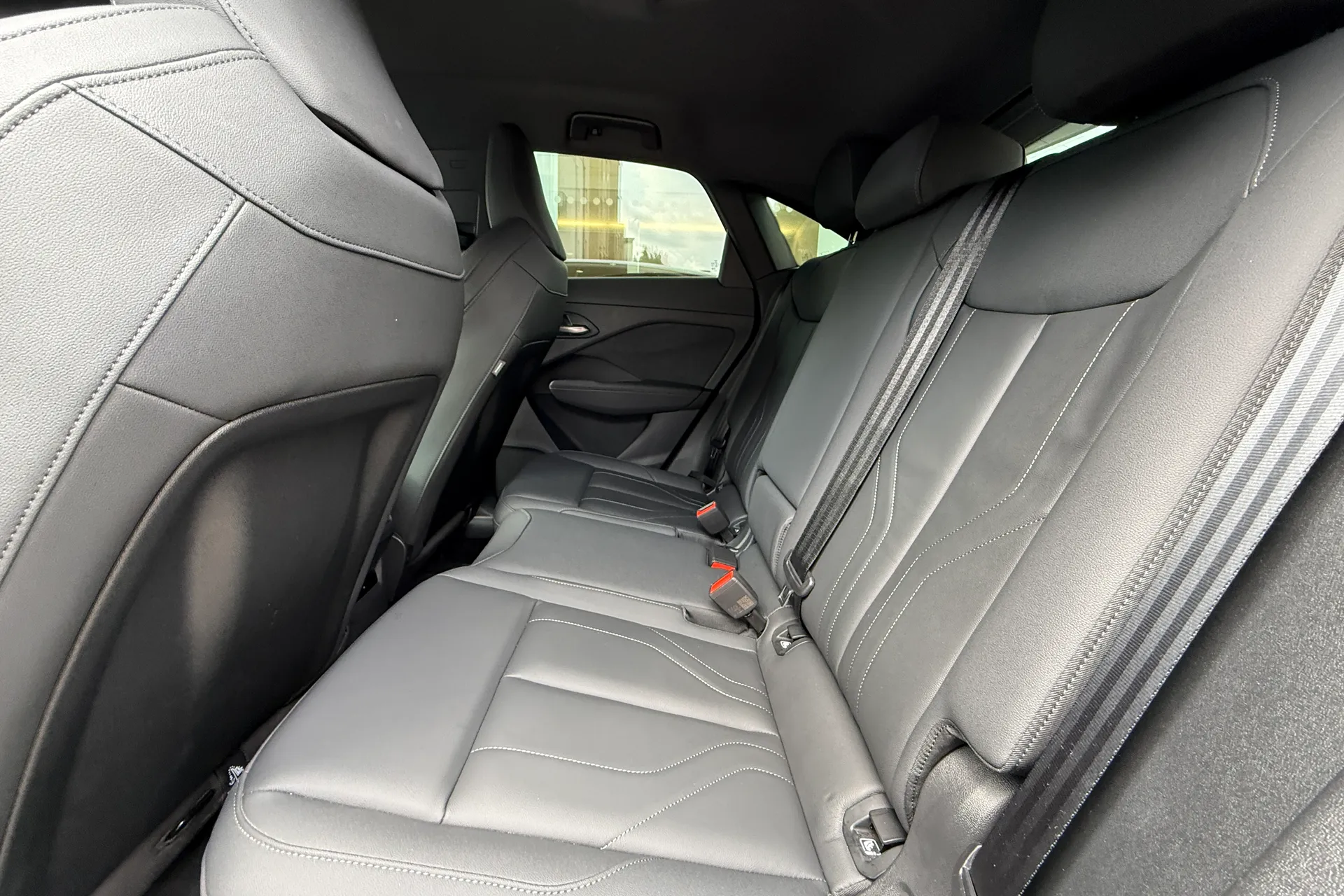 Audi Q3 thumbnail image number 48