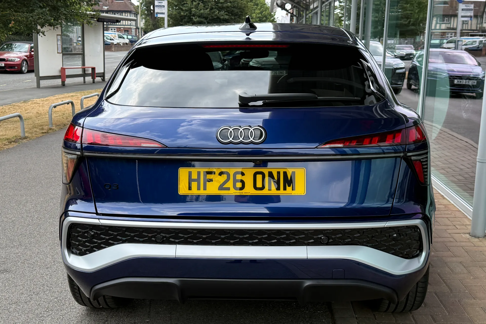 Audi Q3 thumbnail image number 42
