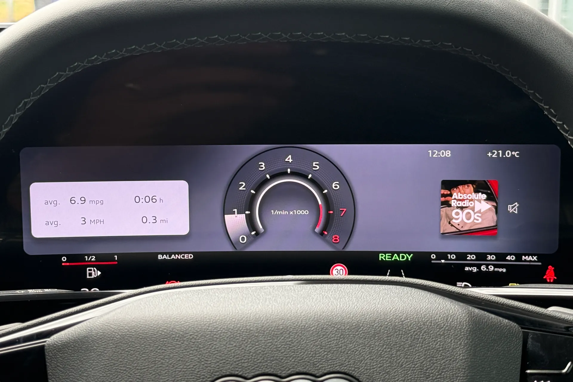 Audi Q3 thumbnail image number 7
