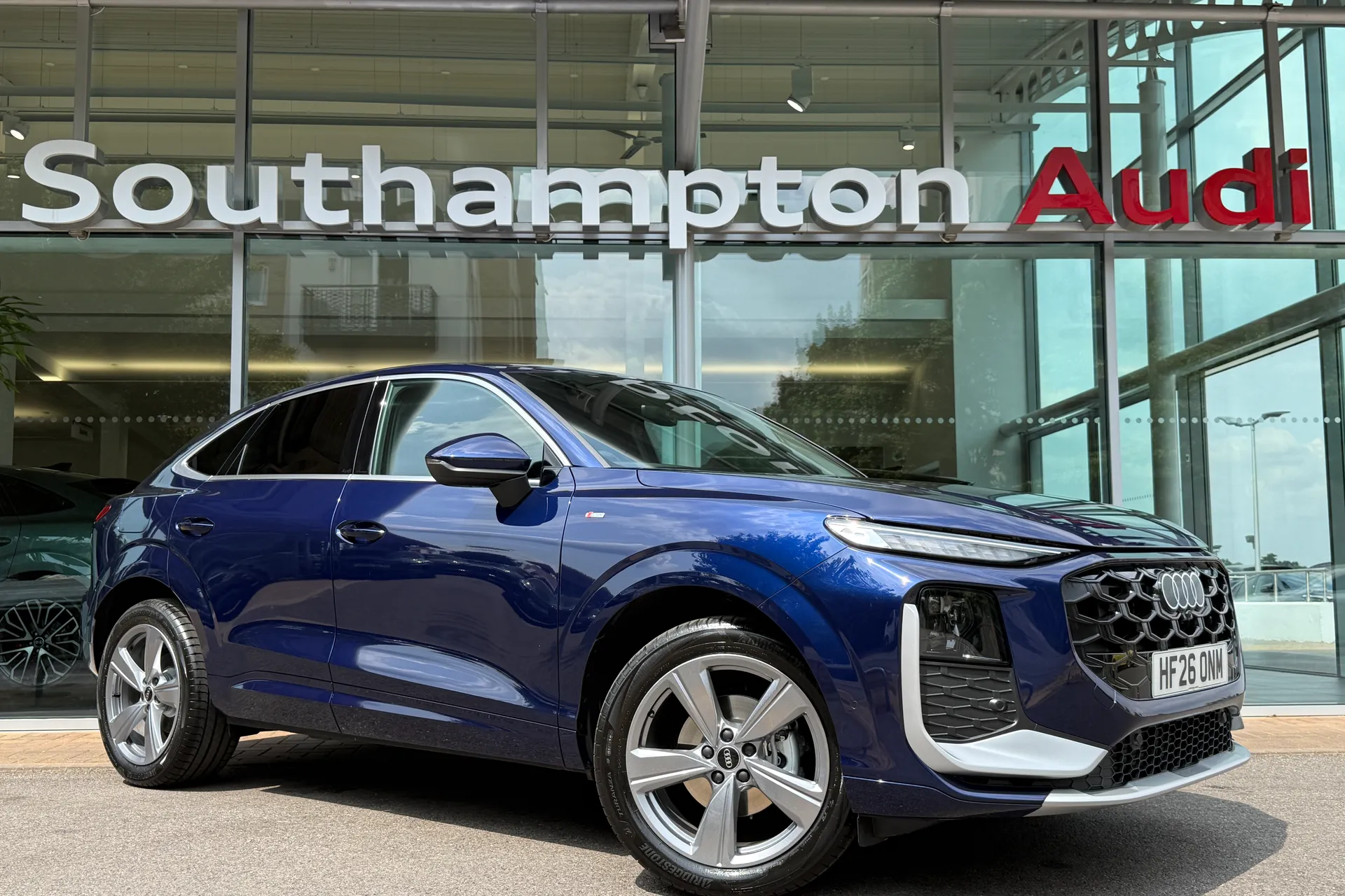Audi Q3 focused image