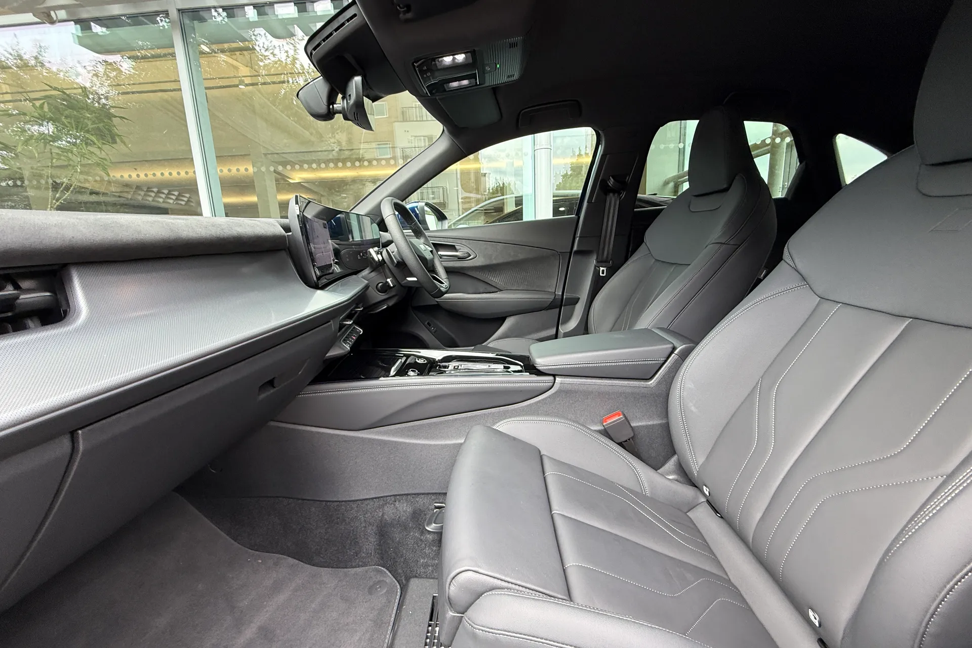 Audi Q3 thumbnail image number 50