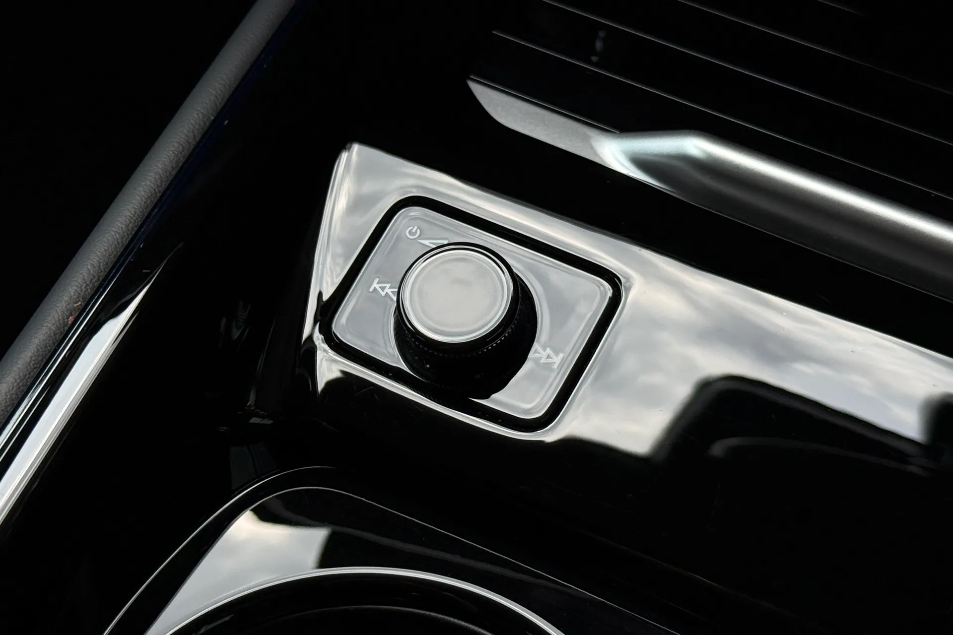 Audi Q3 thumbnail image number 13