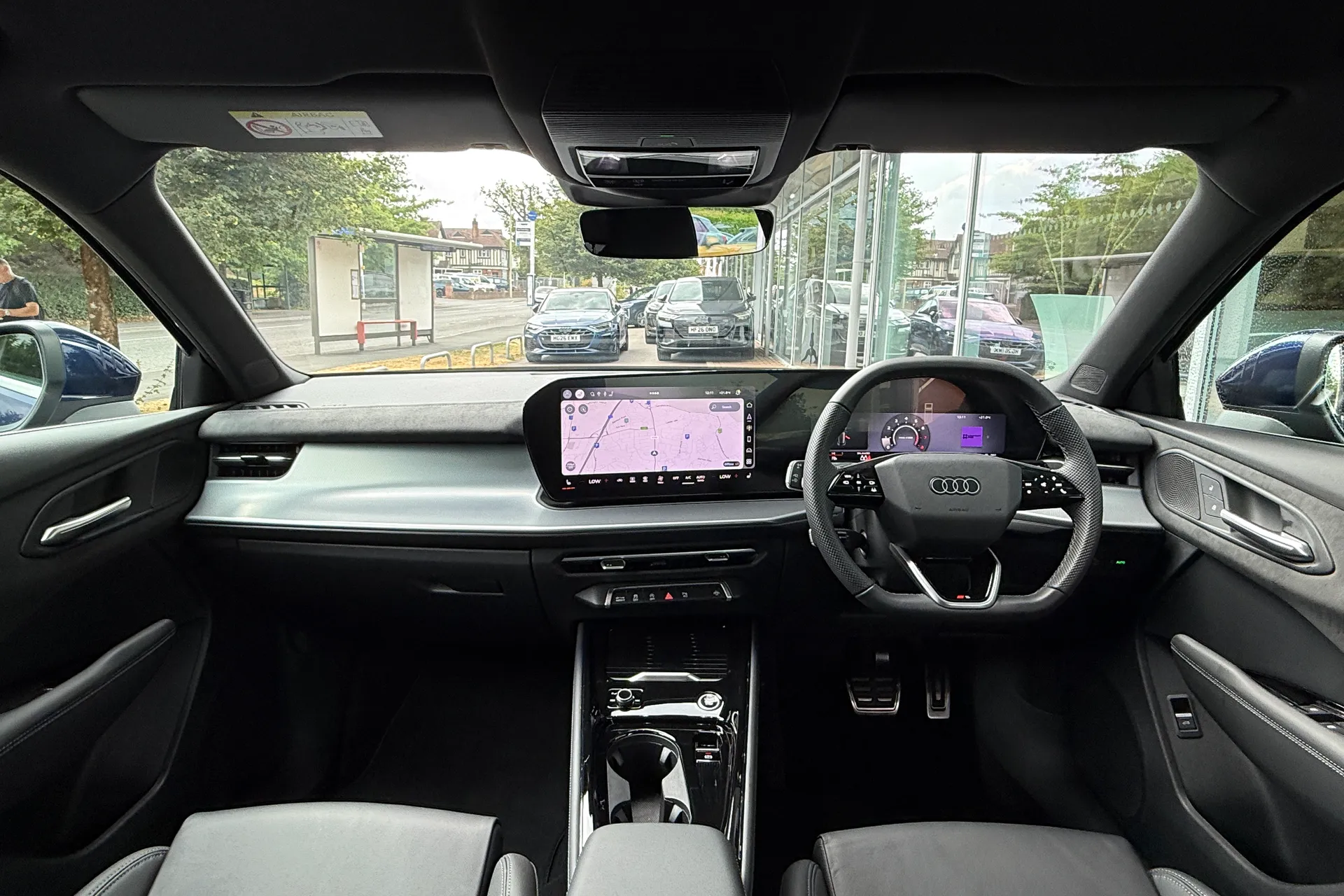 Audi Q3 thumbnail image number 36
