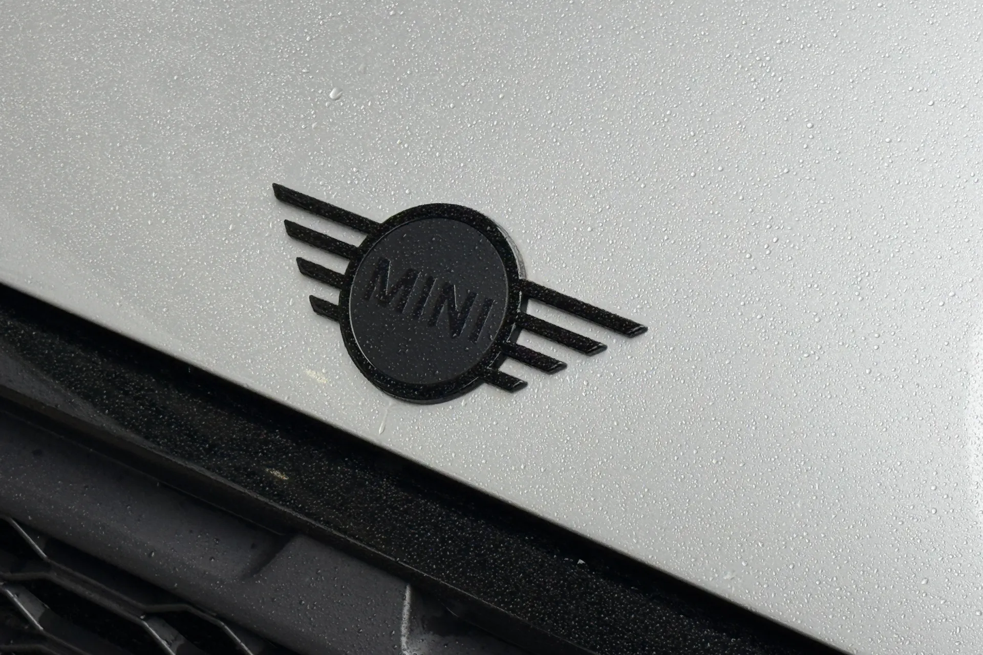 MINI HATCHBACK thumbnail image number 52