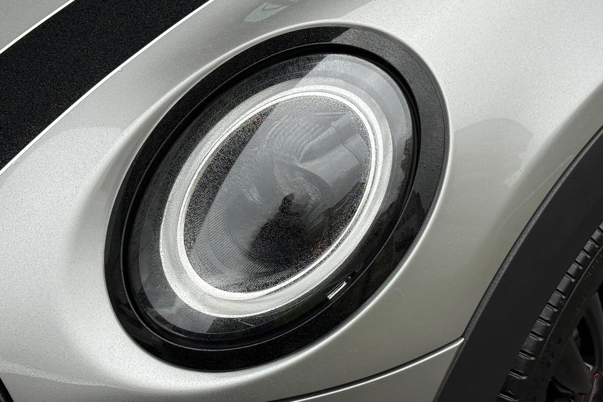 MINI HATCHBACK thumbnail image number 51