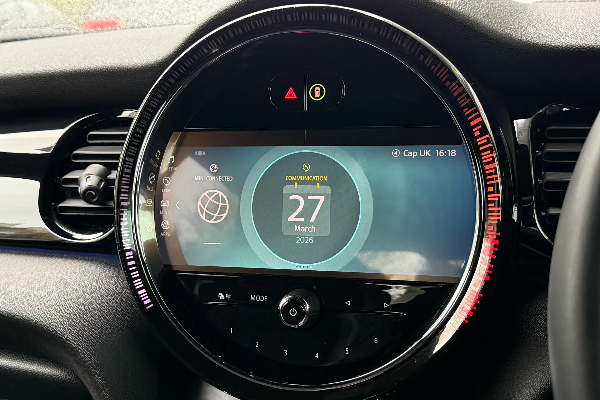 MINI HATCHBACK thumbnail image number 13