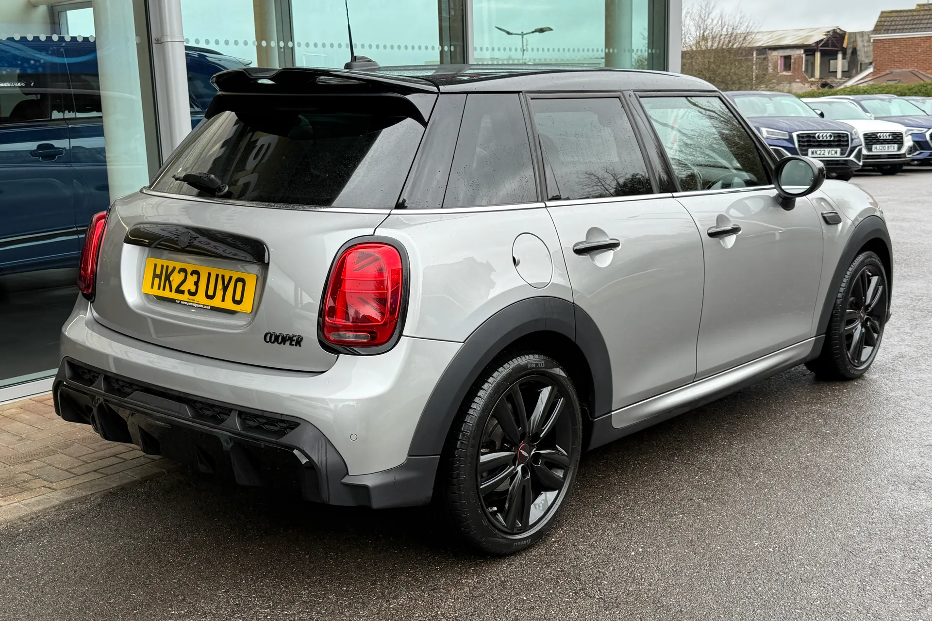 MINI HATCHBACK thumbnail image number 55