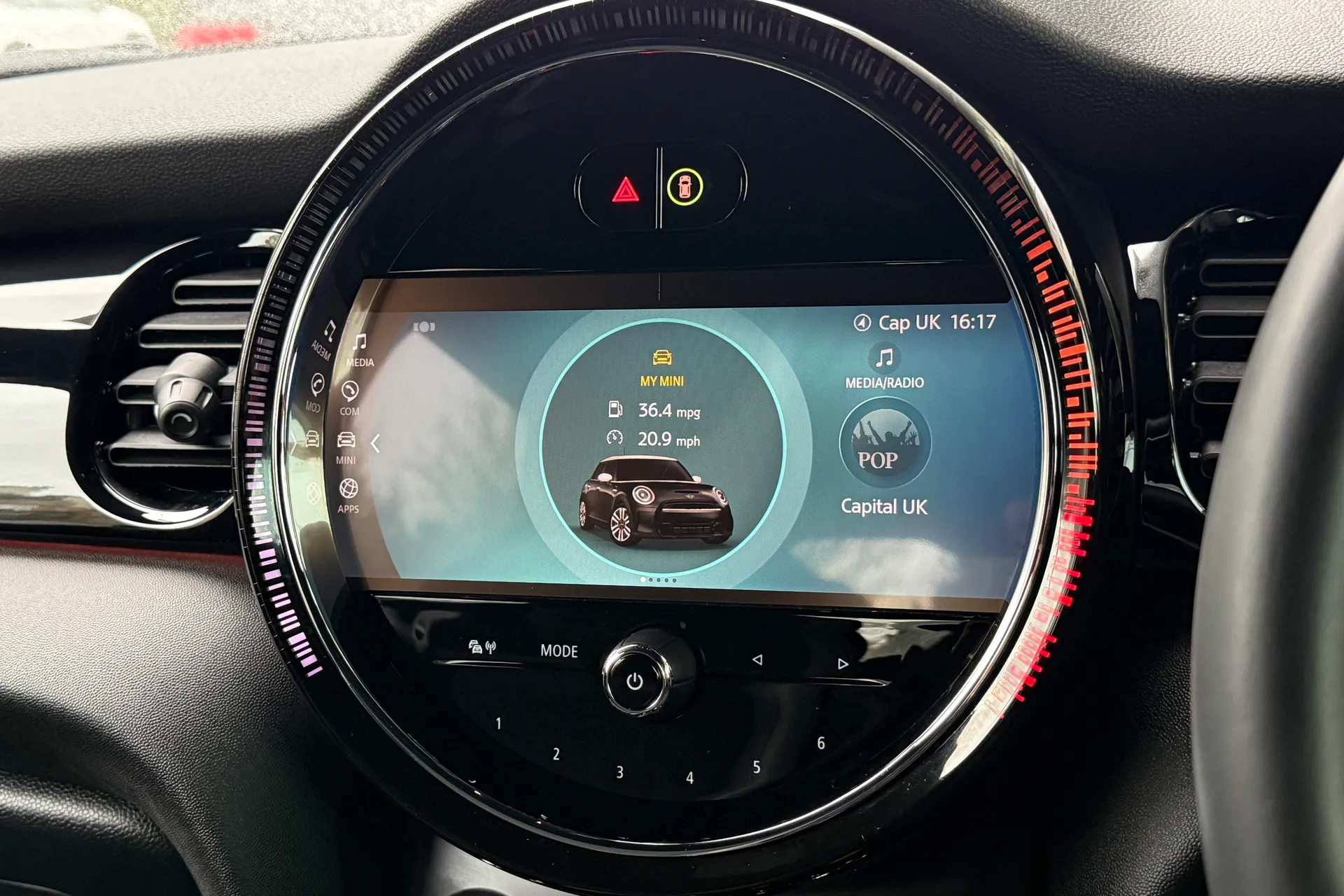 MINI HATCHBACK thumbnail image number 11