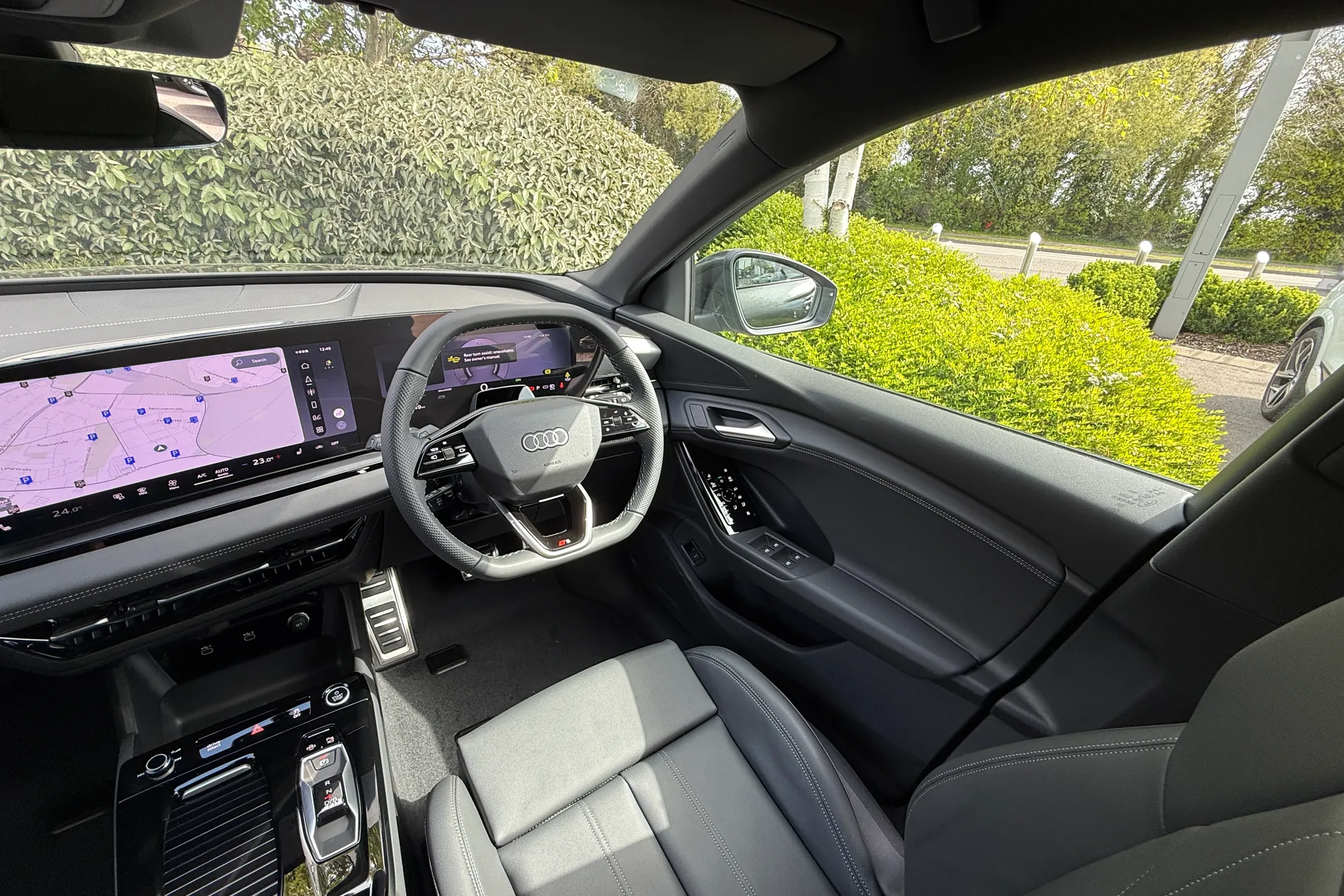 Audi Q6 e-tron thumbnail image number 53