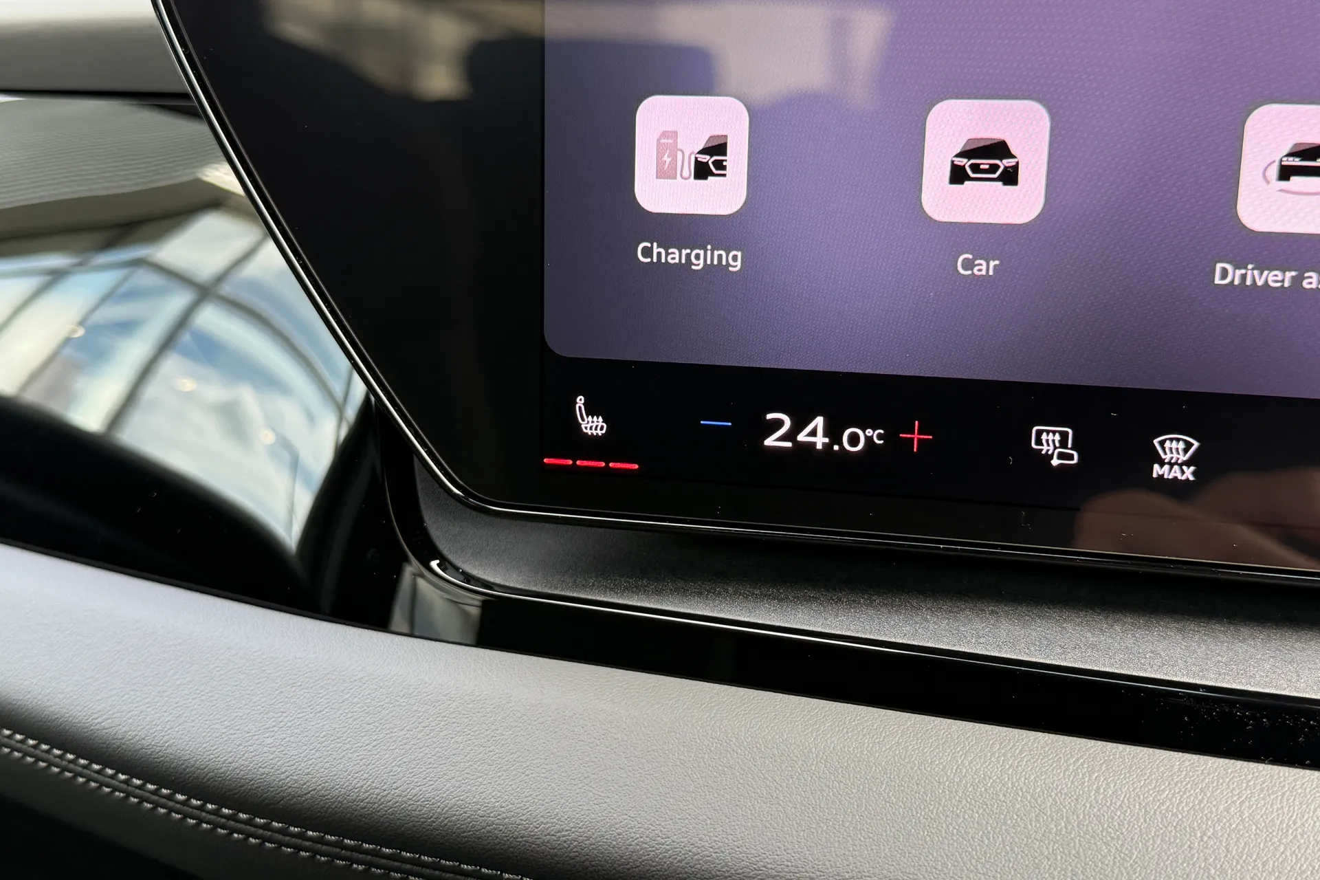 Audi Q6 e-tron thumbnail image number 46