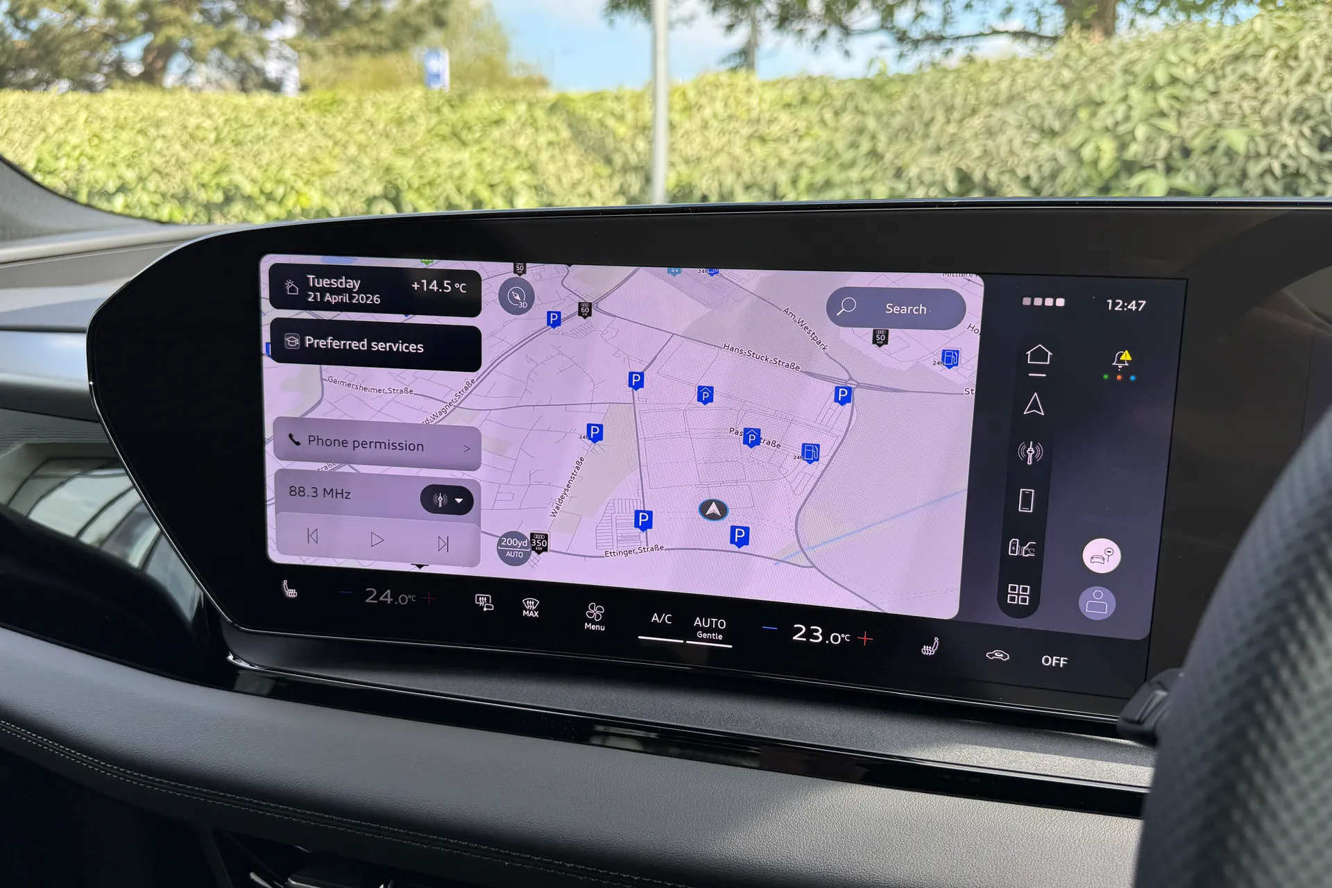 Audi Q6 e-tron thumbnail image number 4