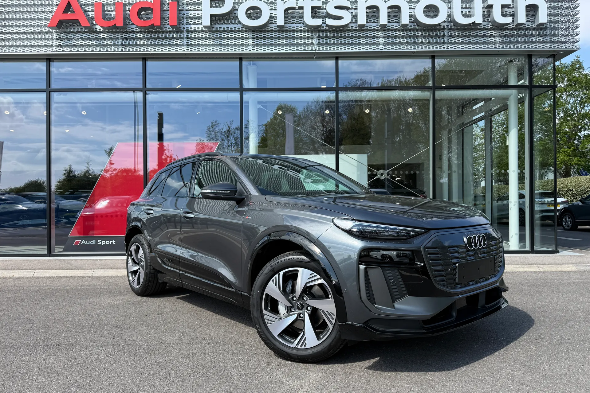Audi Q6 e-tron focused image