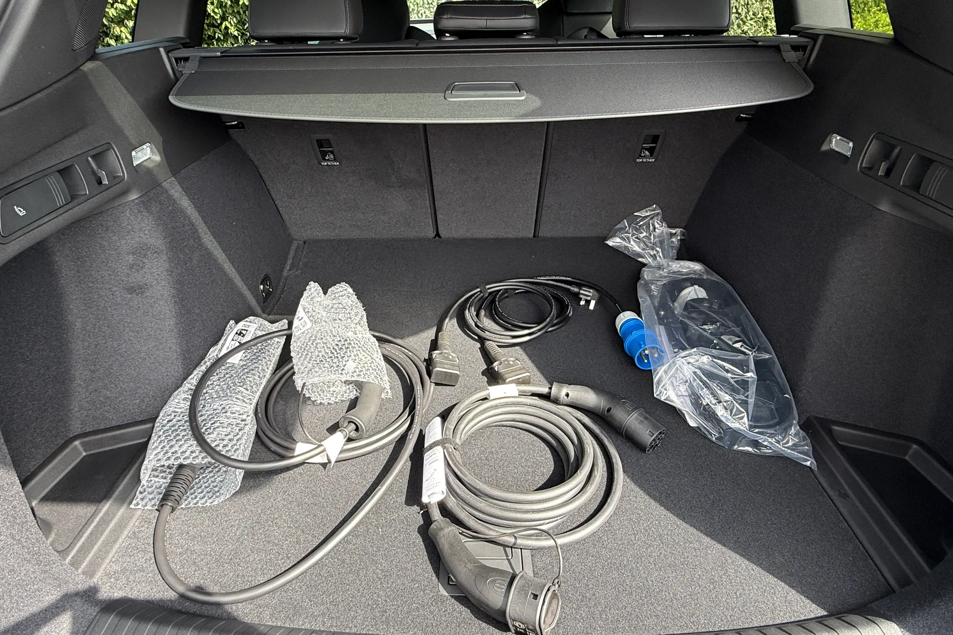 Audi Q6 e-tron thumbnail image number 41