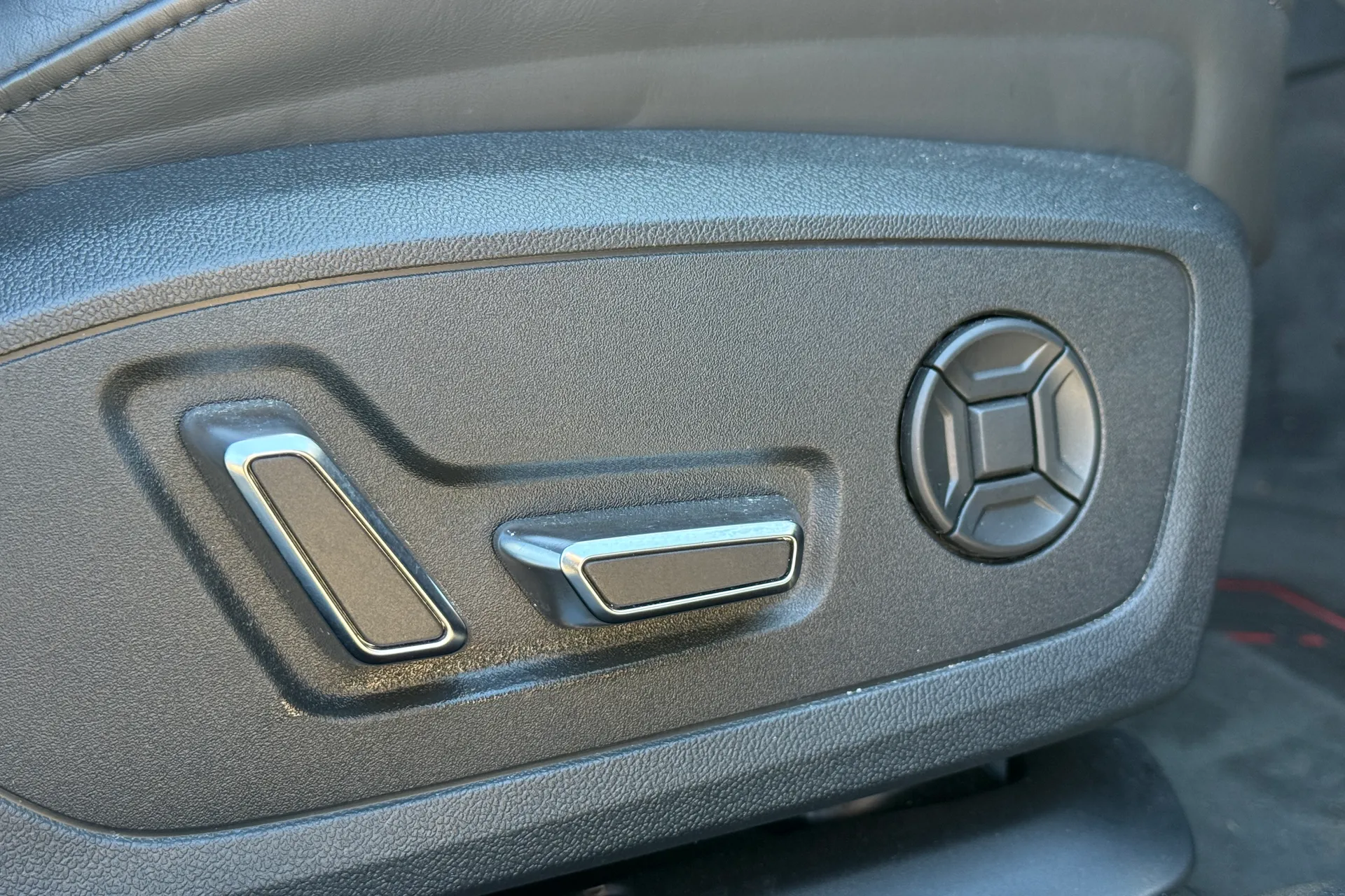 Audi RS 7 thumbnail image number 12