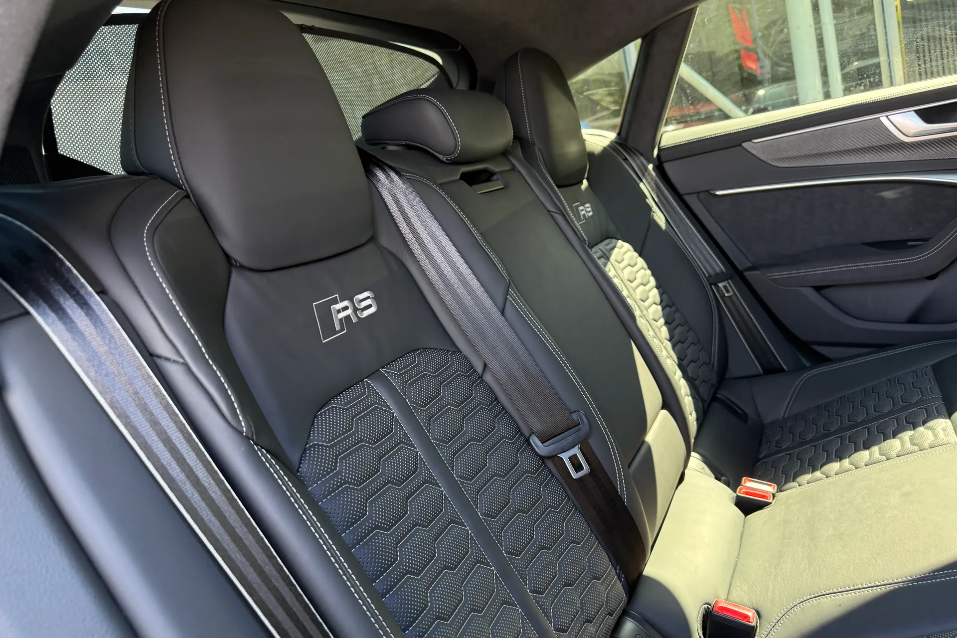 Audi RS 7 thumbnail image number 34