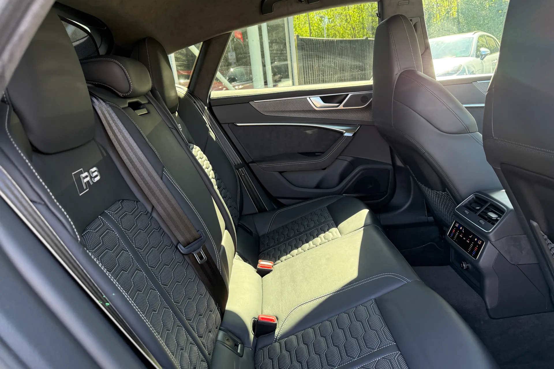 Audi RS 7 thumbnail image number 35