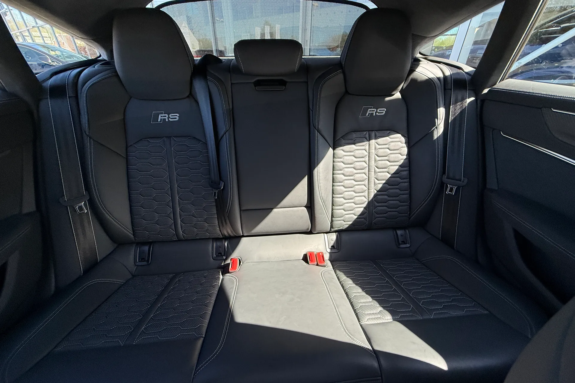 Audi RS 7 thumbnail image number 32