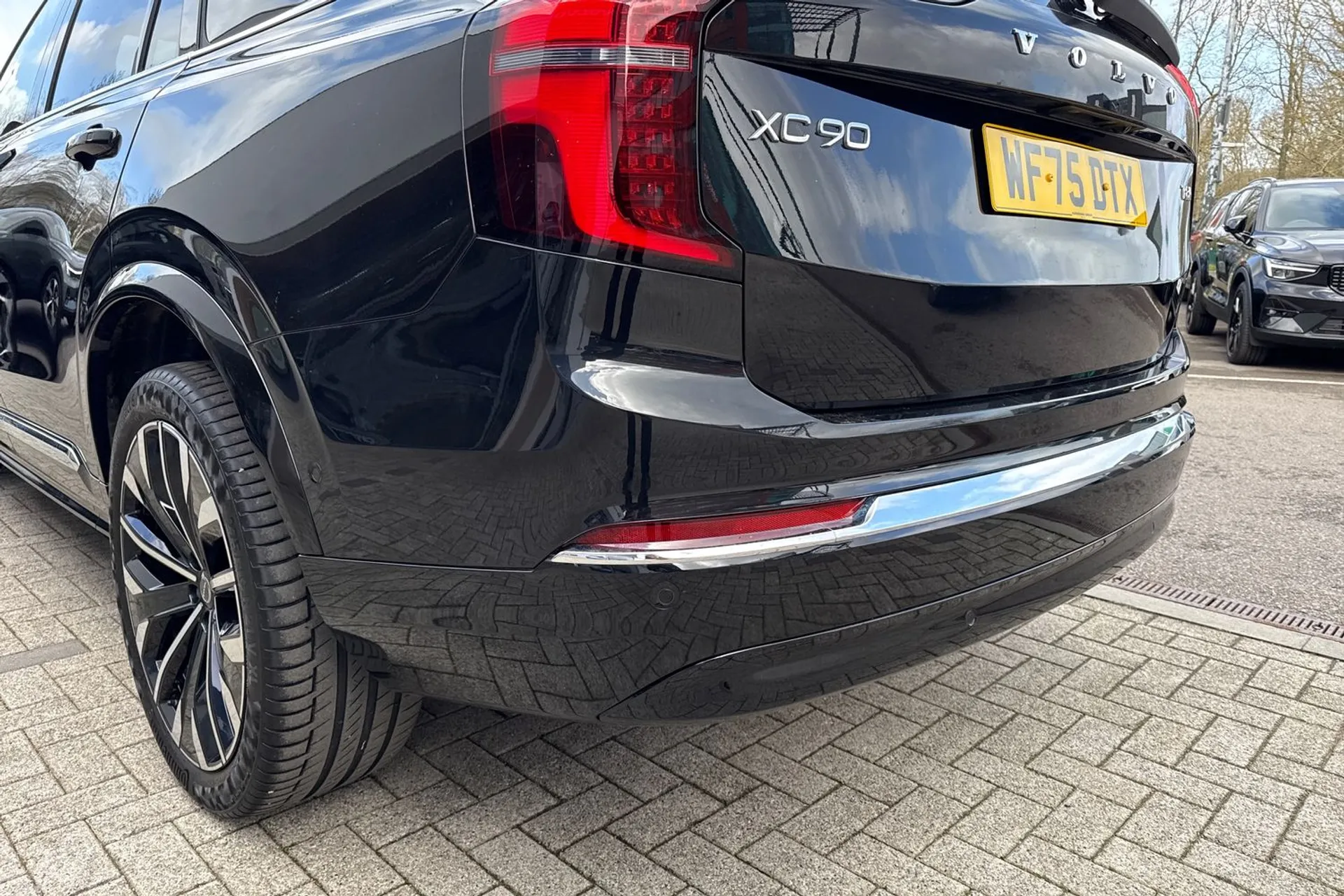 Volvo XC90 thumbnail image number 19