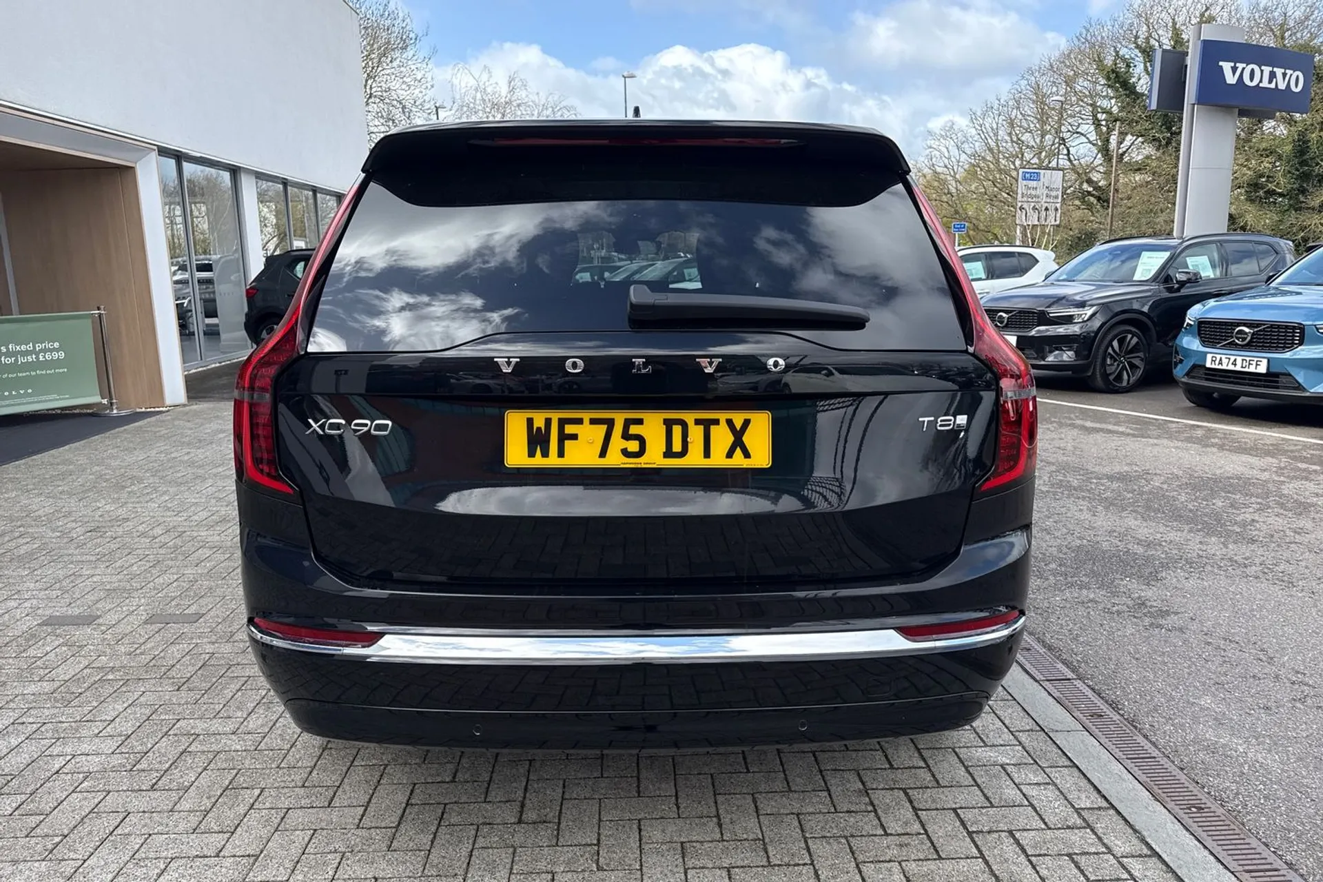 Volvo XC90 thumbnail image number 10